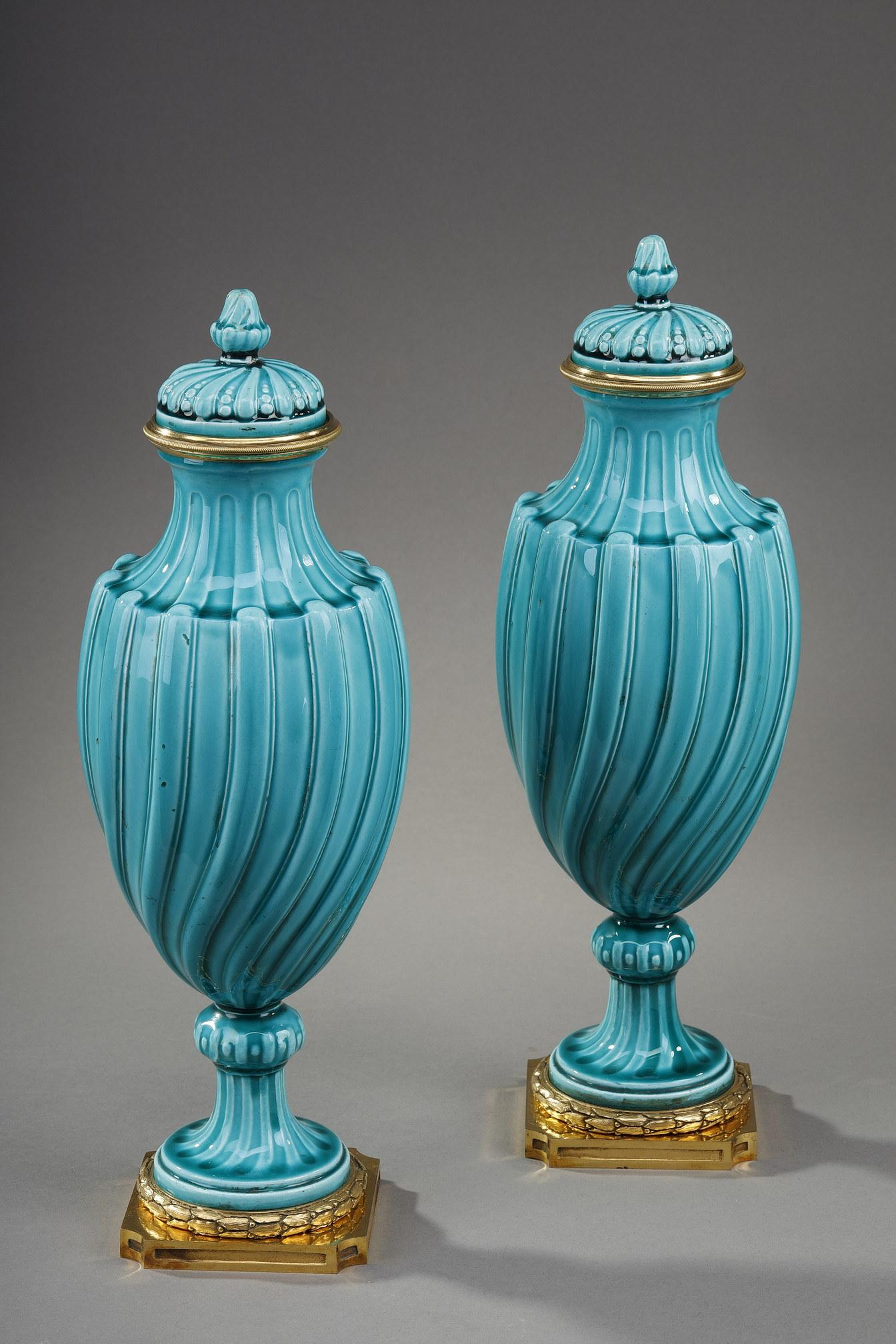 French Pair of Louis XVI Style Covered Vases in Ceramic For Sale