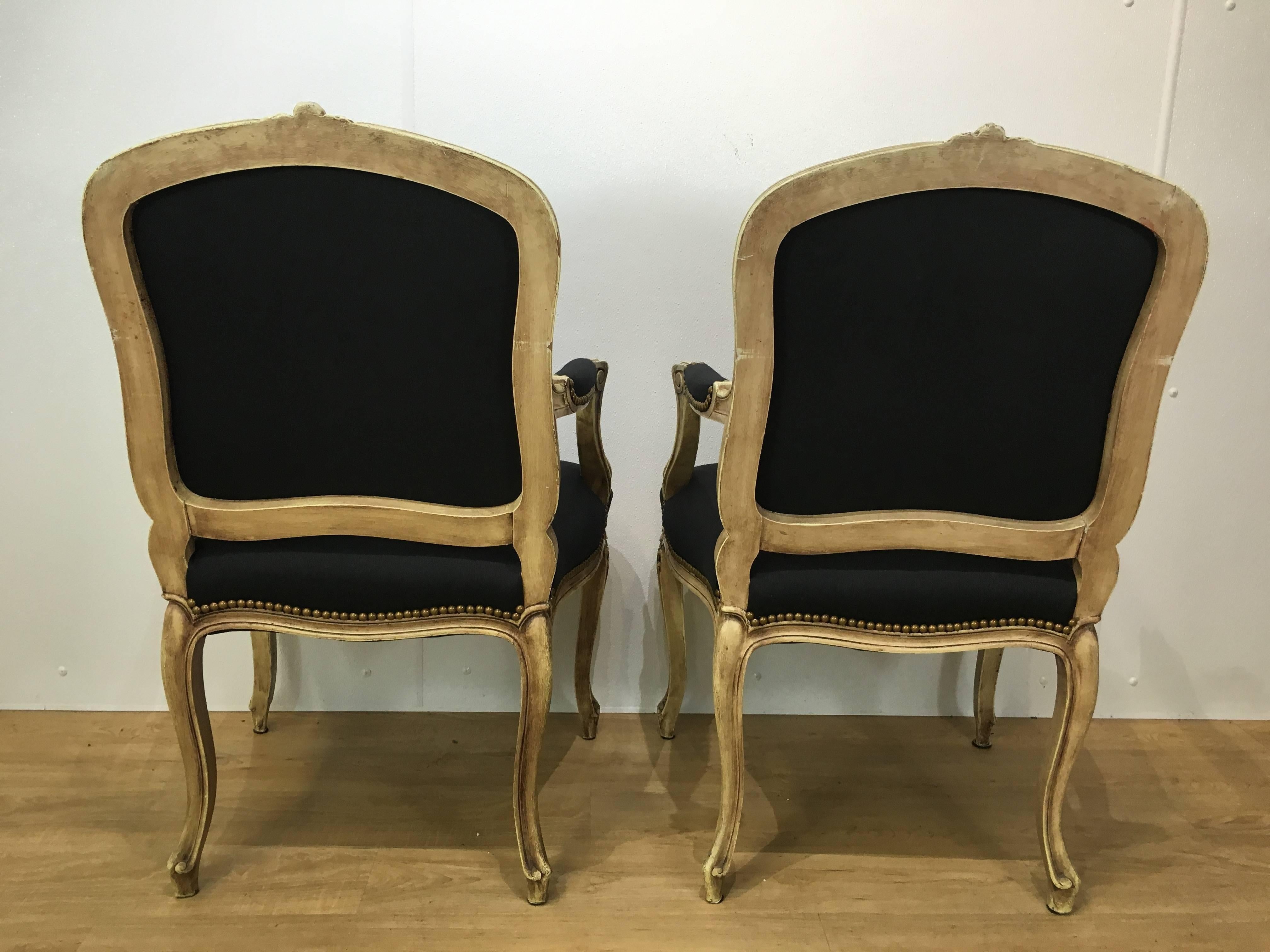 Pair of Louis XVI Style Cream Painted Armchairs of Fauteuils In Good Condition In West Palm Beach, FL