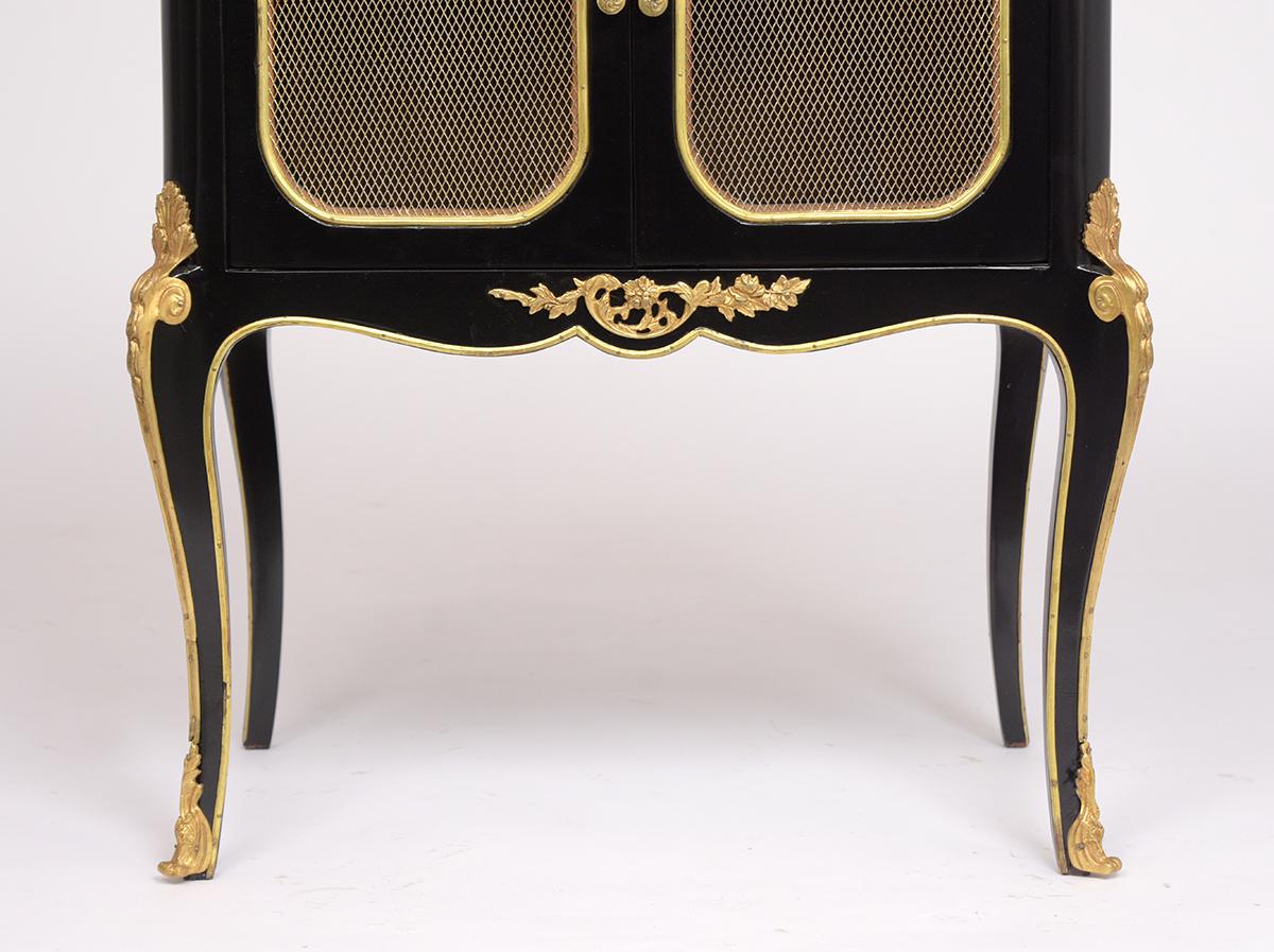 Pair of French Louis XVI Style Ebonized Nightstands In Good Condition In Los Angeles, CA