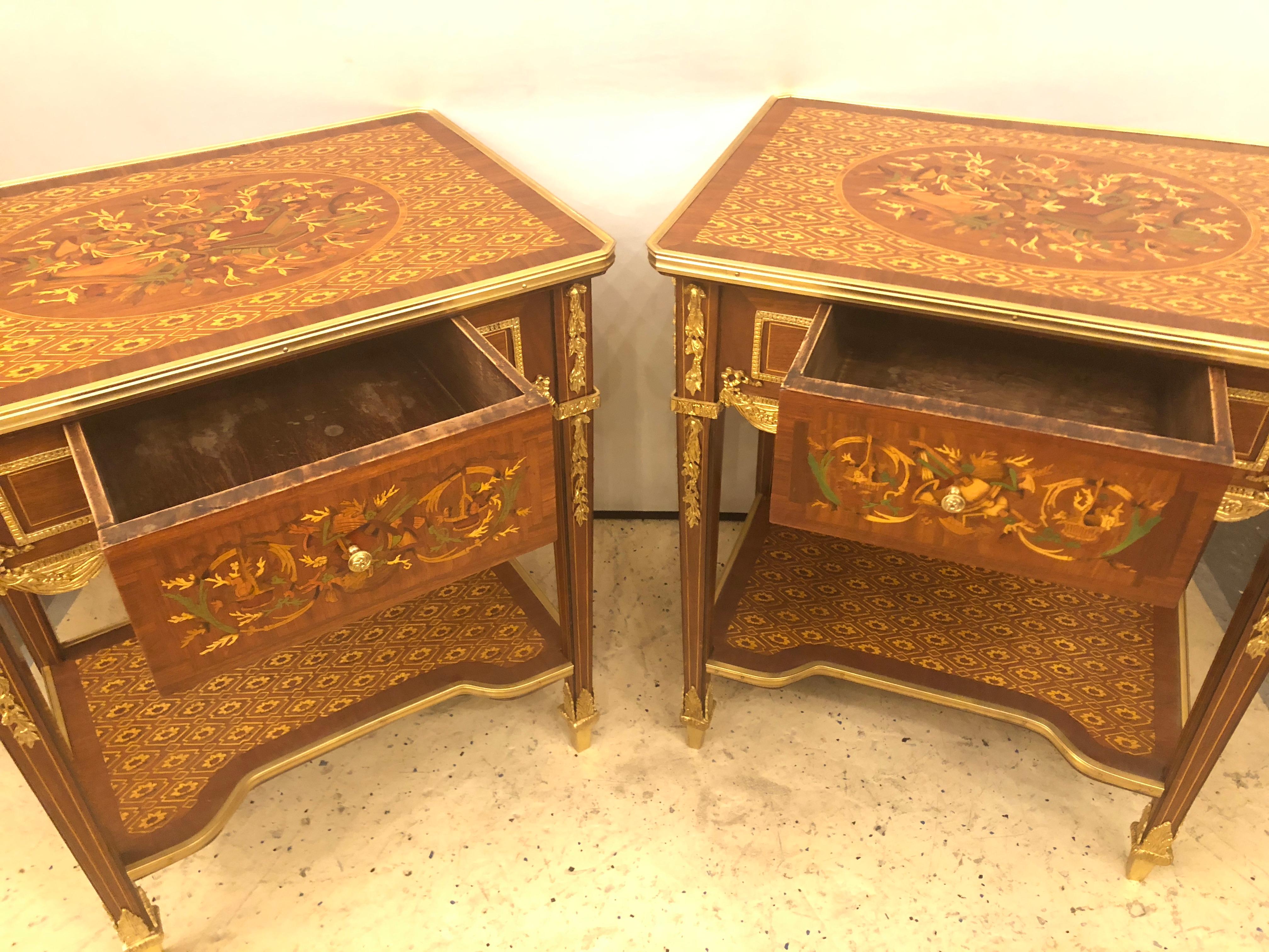 Belle Époque Pair of Louis XVI Style End or Lamp Tables with Bronze Mounts and Inlaid