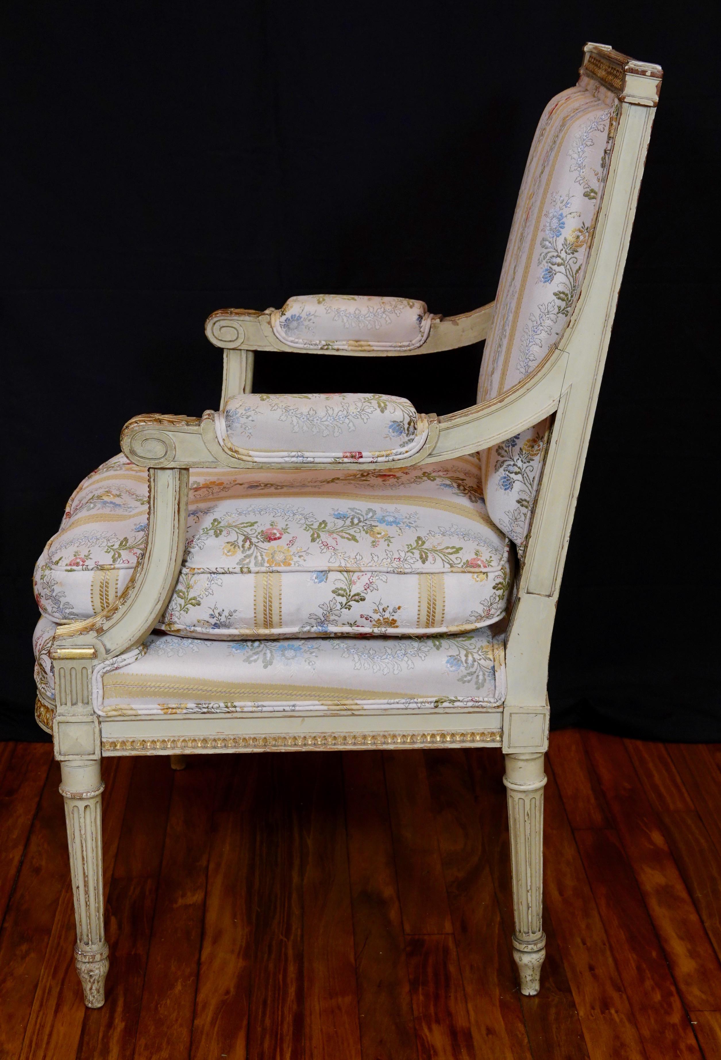 Pair of Louis XVI Style Fauteuils or Armchairs with Silk Lampas Fabric For Sale 5