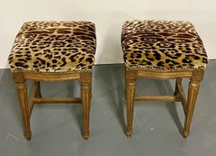 Coppia di sgabelli, panche o pouf in stile Luigi XVI, leopardo finto