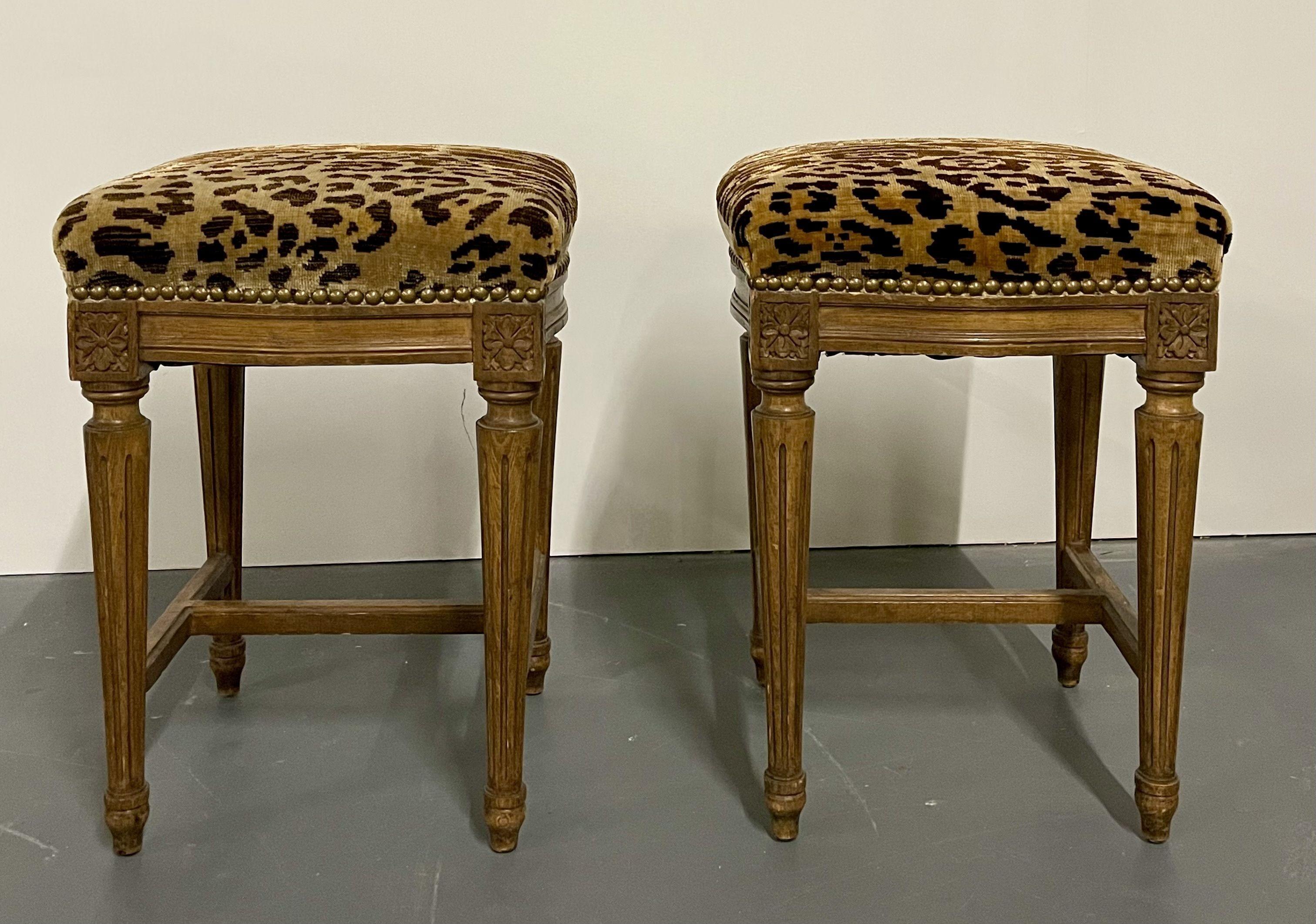 Pair of Louis XVI Style Foot Stools, Benches or Ottomans, Faux Leopard In Good Condition In Stamford, CT