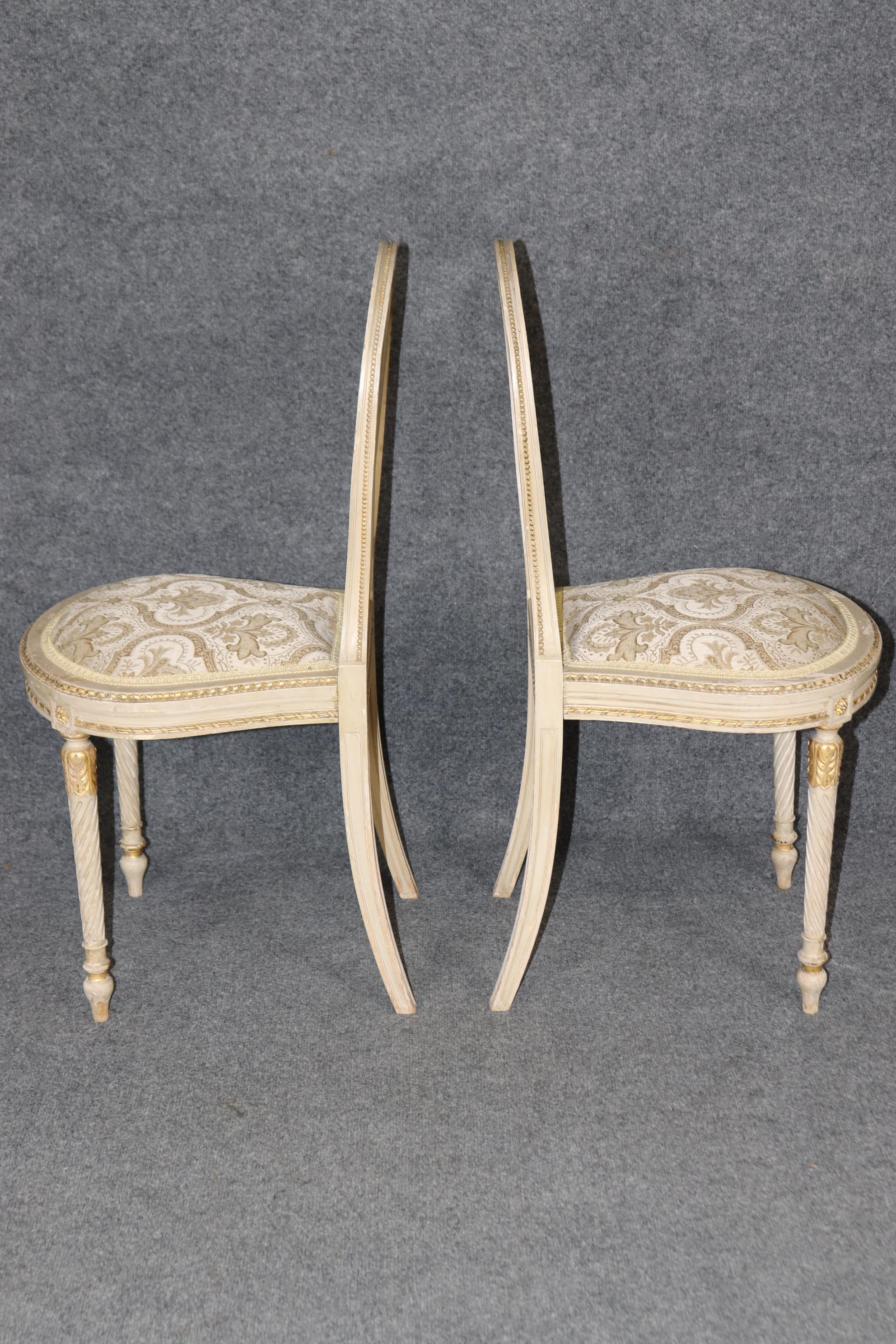 Hand-Carved Pair of Louis XVI Style French Paint Decorated Balloon Back Side Chairs For Sale