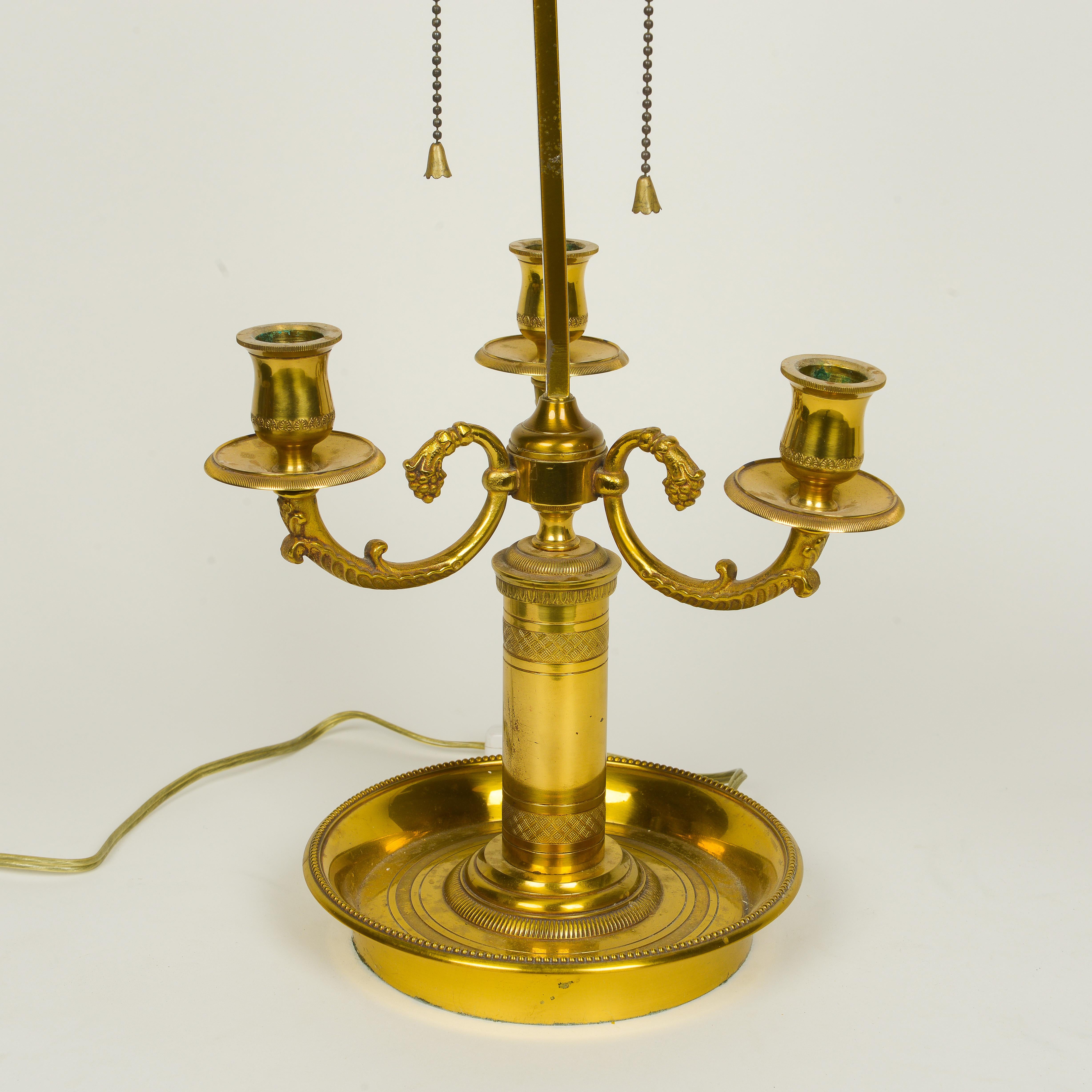 Pair of Louis XVI Style Gilded Bronze Bouillotte Lamps with Black Tôle Shades For Sale 1