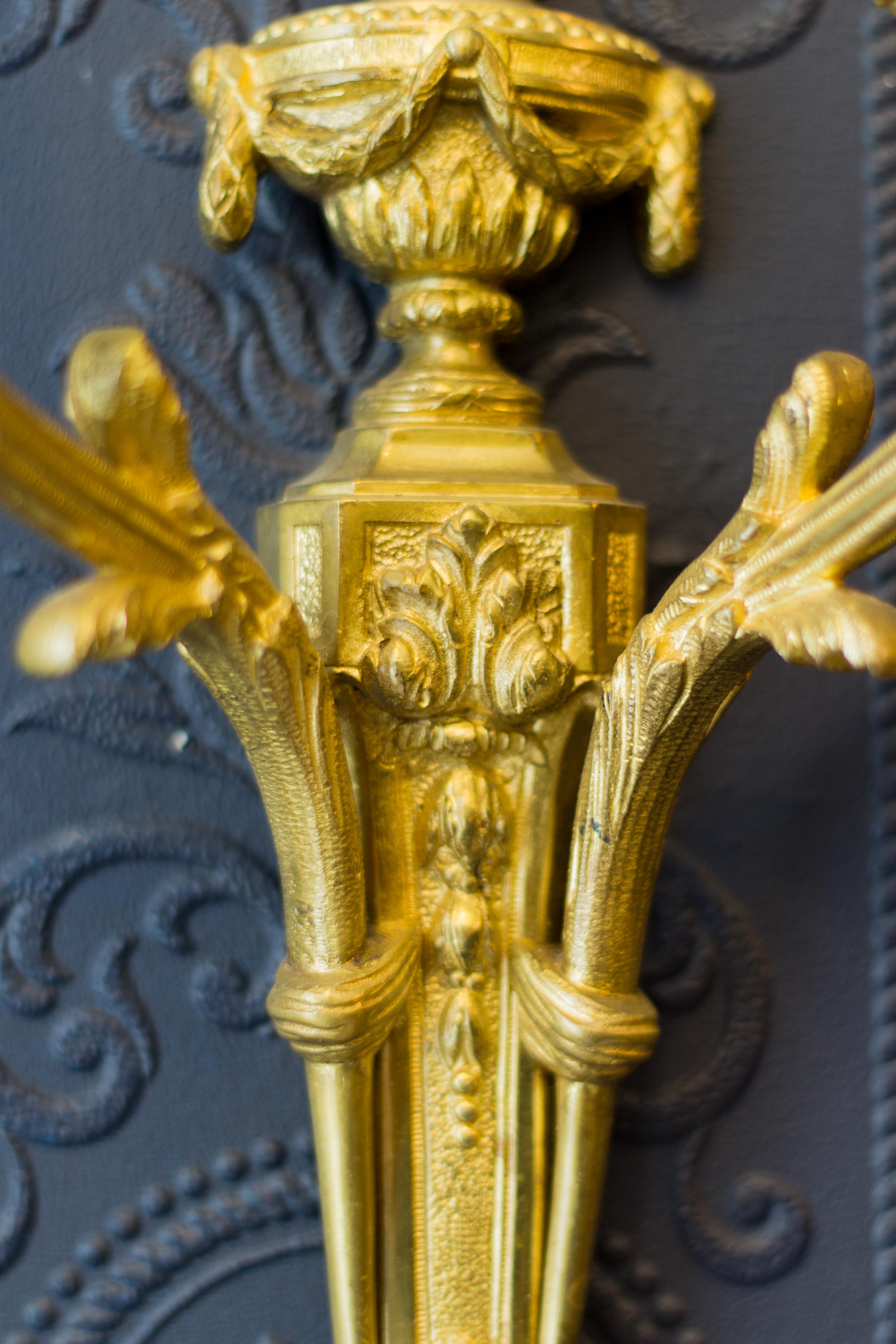 Pair of Louis XVI Style Gilt Bronze Sconces (Vergoldet)