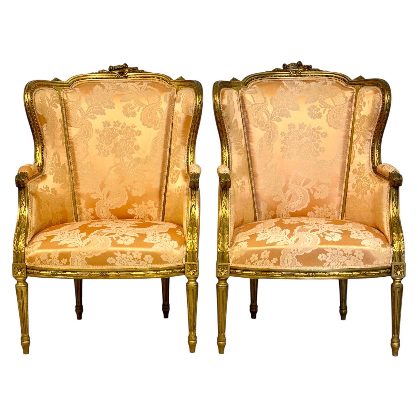 Paar Bergères aus Giltholz im Louis-XVI-Stil, Ende 19. Jahrhundert