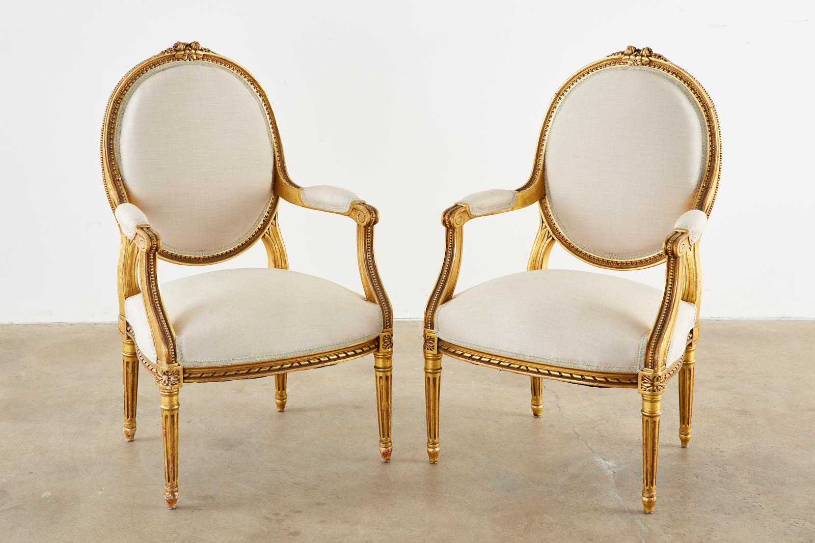 Pair of Louis XVI Style Giltwood Linen Fauteuil Armchairs In Good Condition In Rio Vista, CA