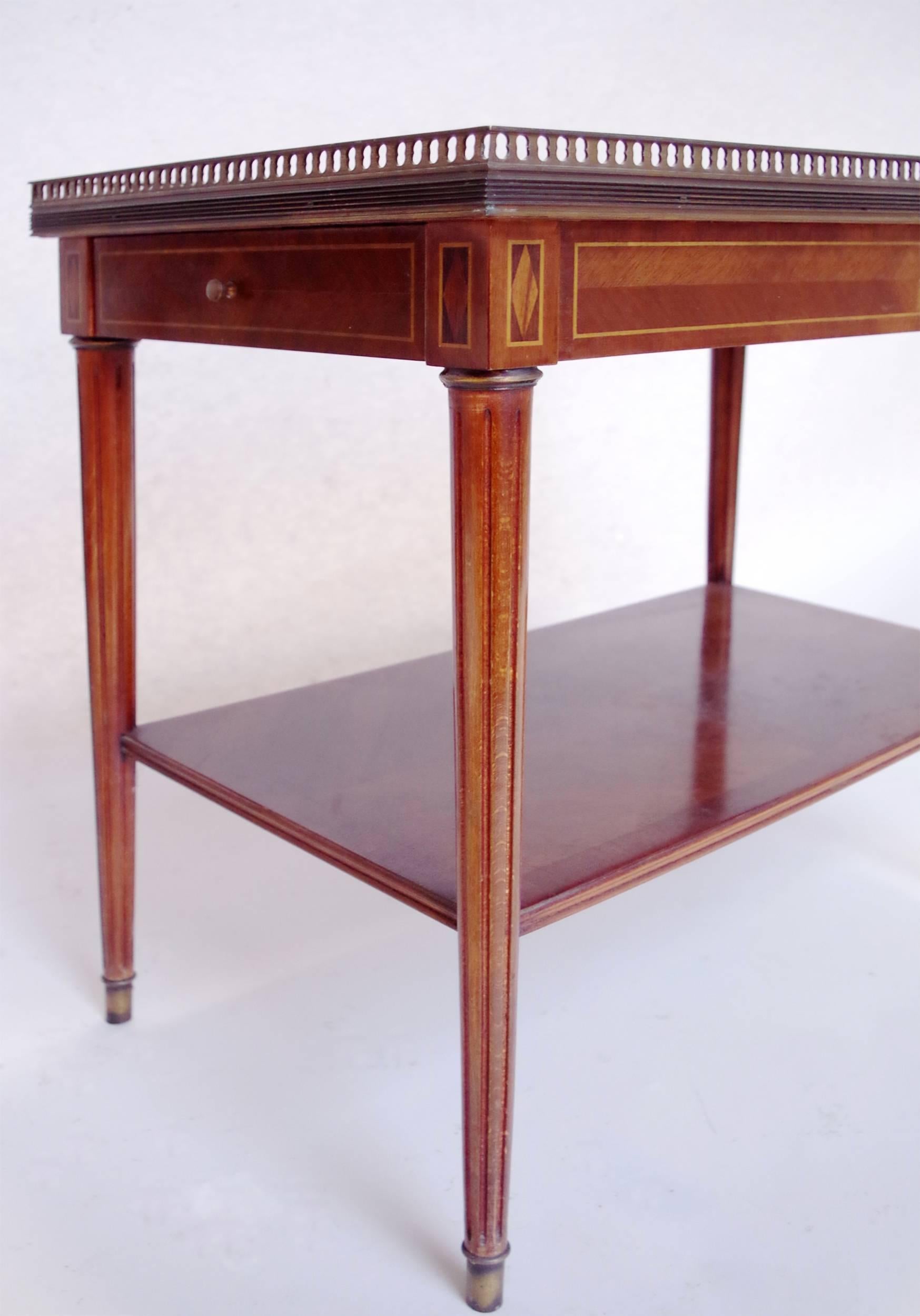 Pair of Louis XVI Style Mahogany Marquetry Salon Tables, circa 1940 In Good Condition In Saint-Ouen, FR