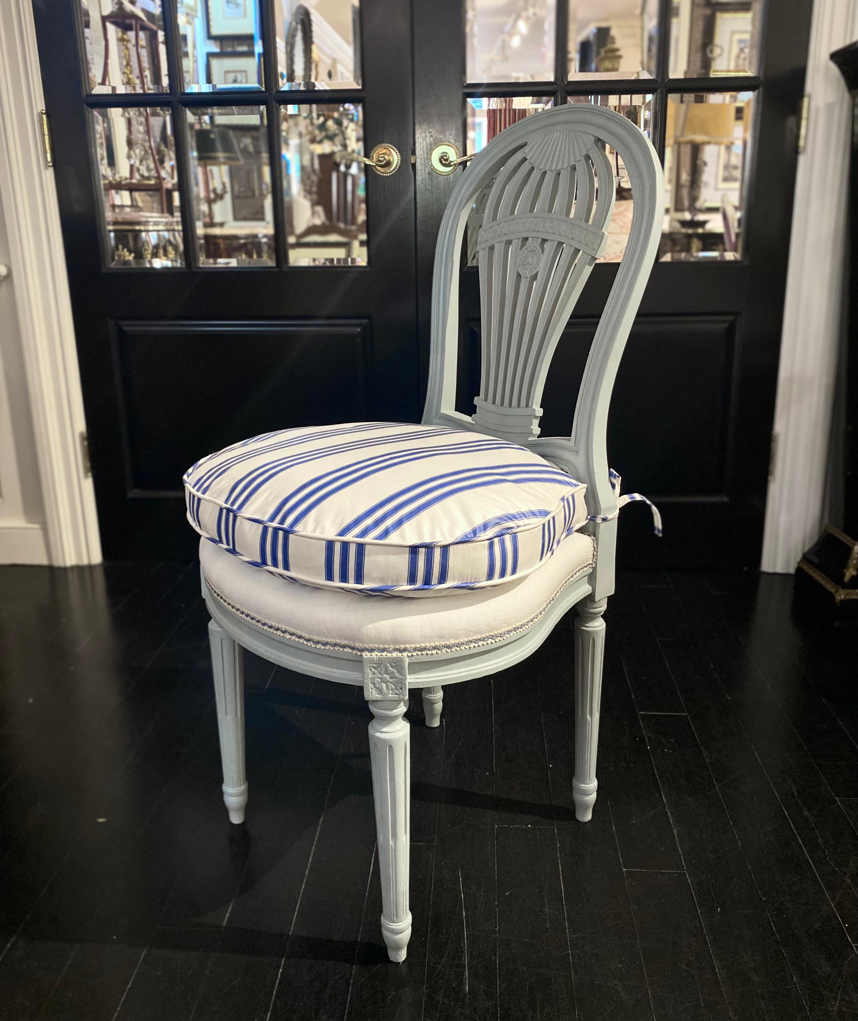 19th Century Pair of Louis XVI Style Montgolfiere Balloon-Back French Chairs