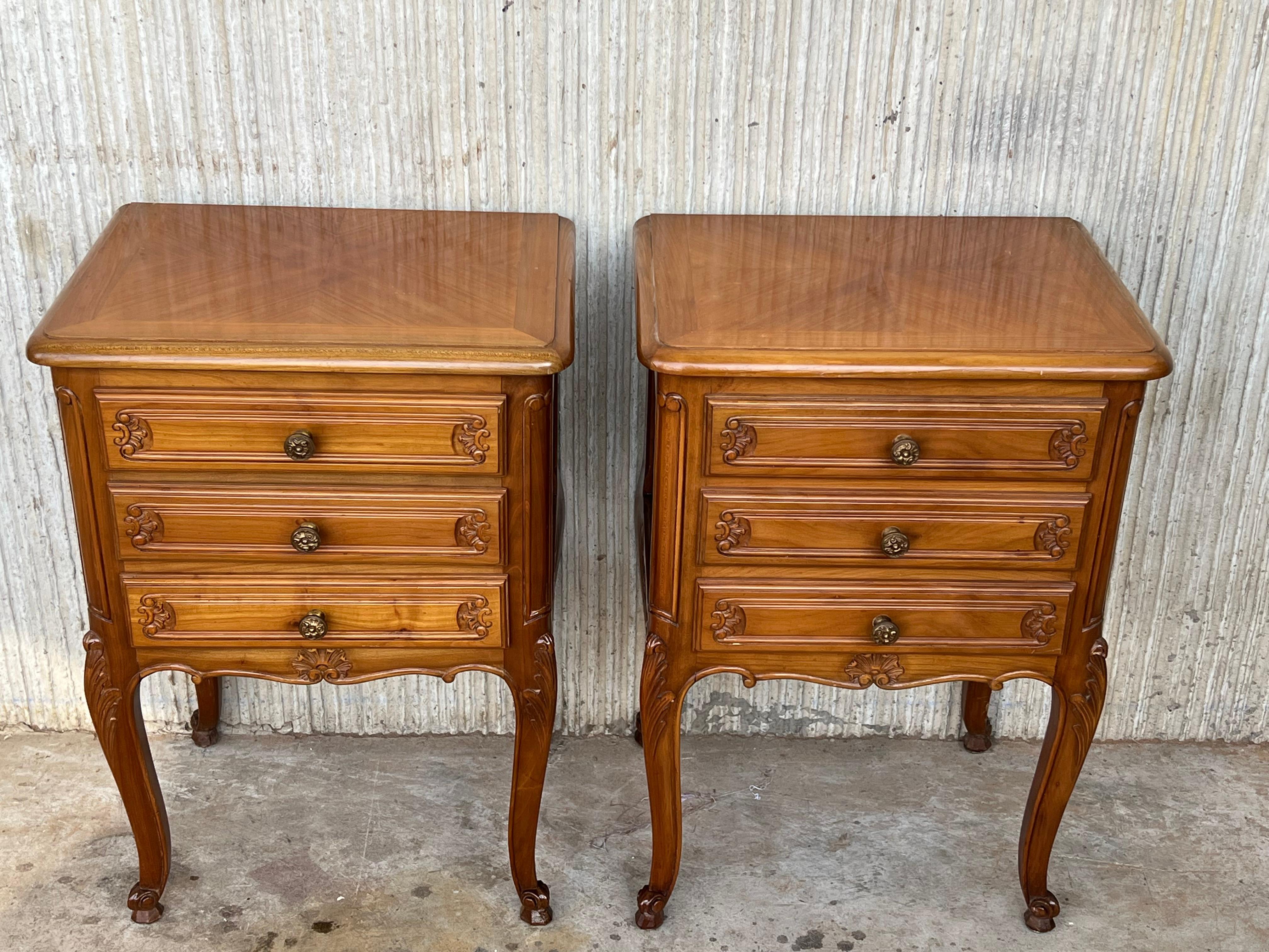 French Pair of Louis XVI Style Nightstands with Three Drawers and Cabriole Legs For Sale