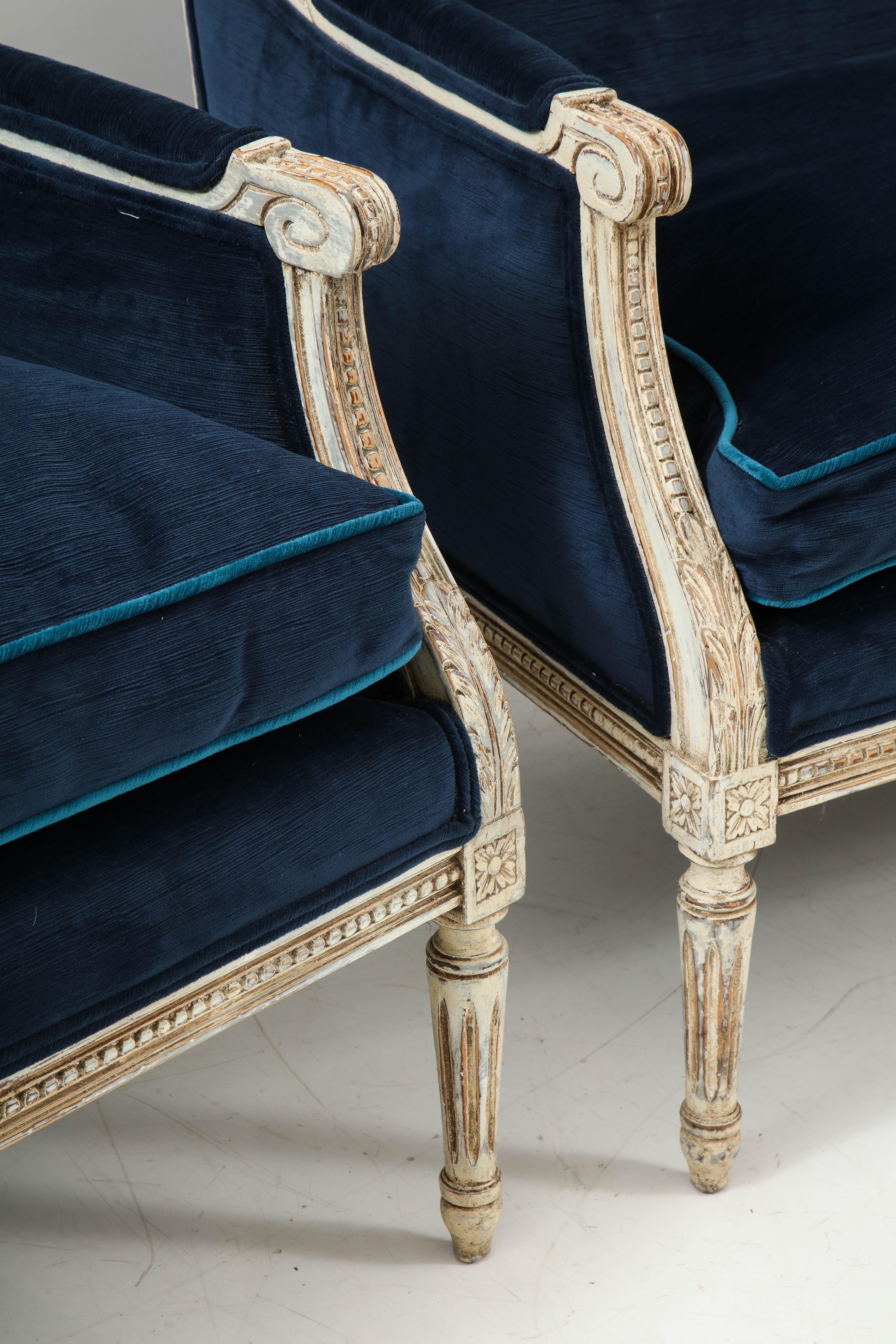 Pair of Louis XVI Style Painted Navy Velvet Settees In Excellent Condition In New York, NY