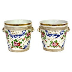 Siglo XIX Pareja de Cacharros de Porcelana Luis XVI de París