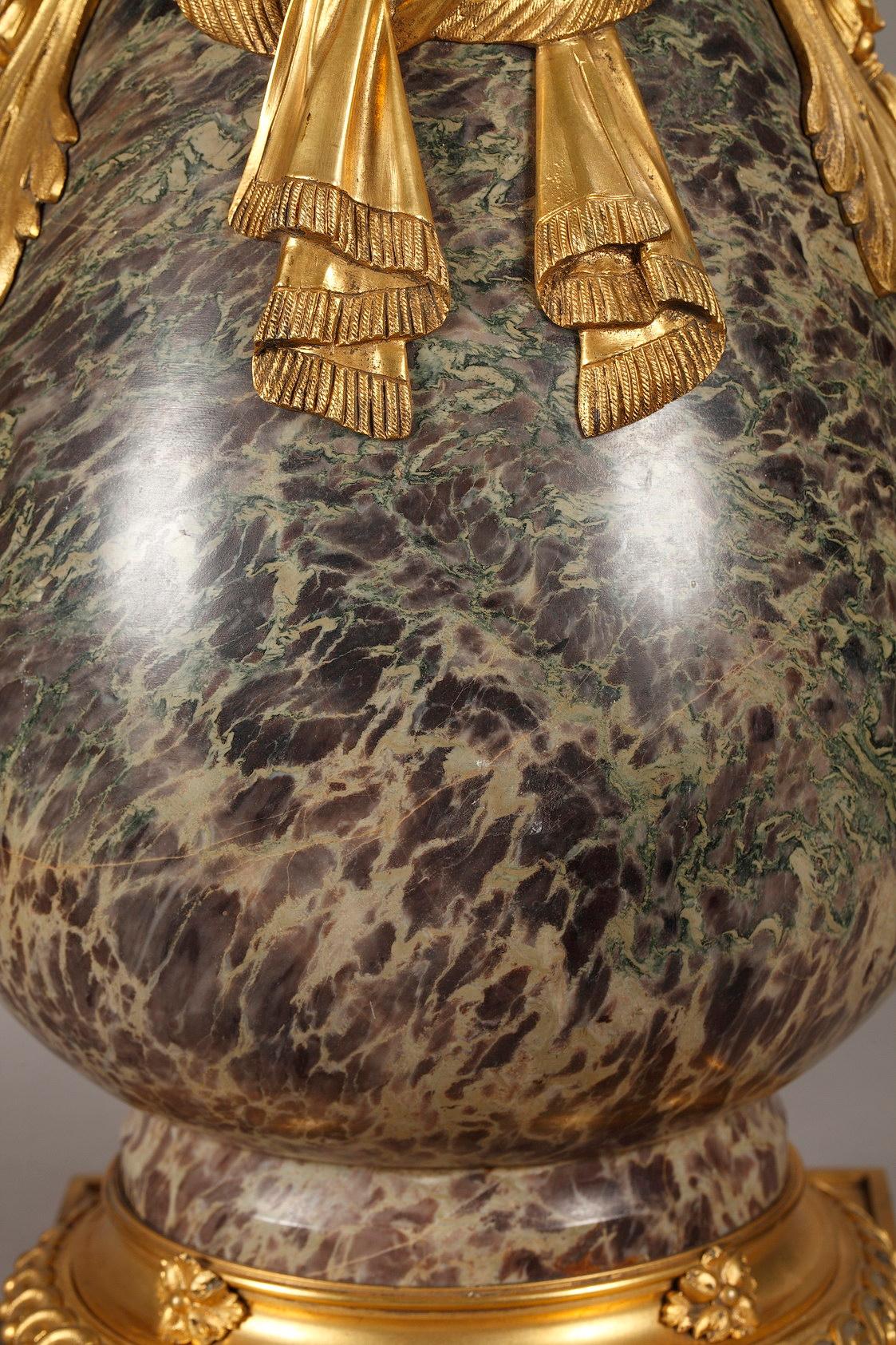 Pair of Louis XVI style Russia Jasper Vases, 19th century in vendita 2