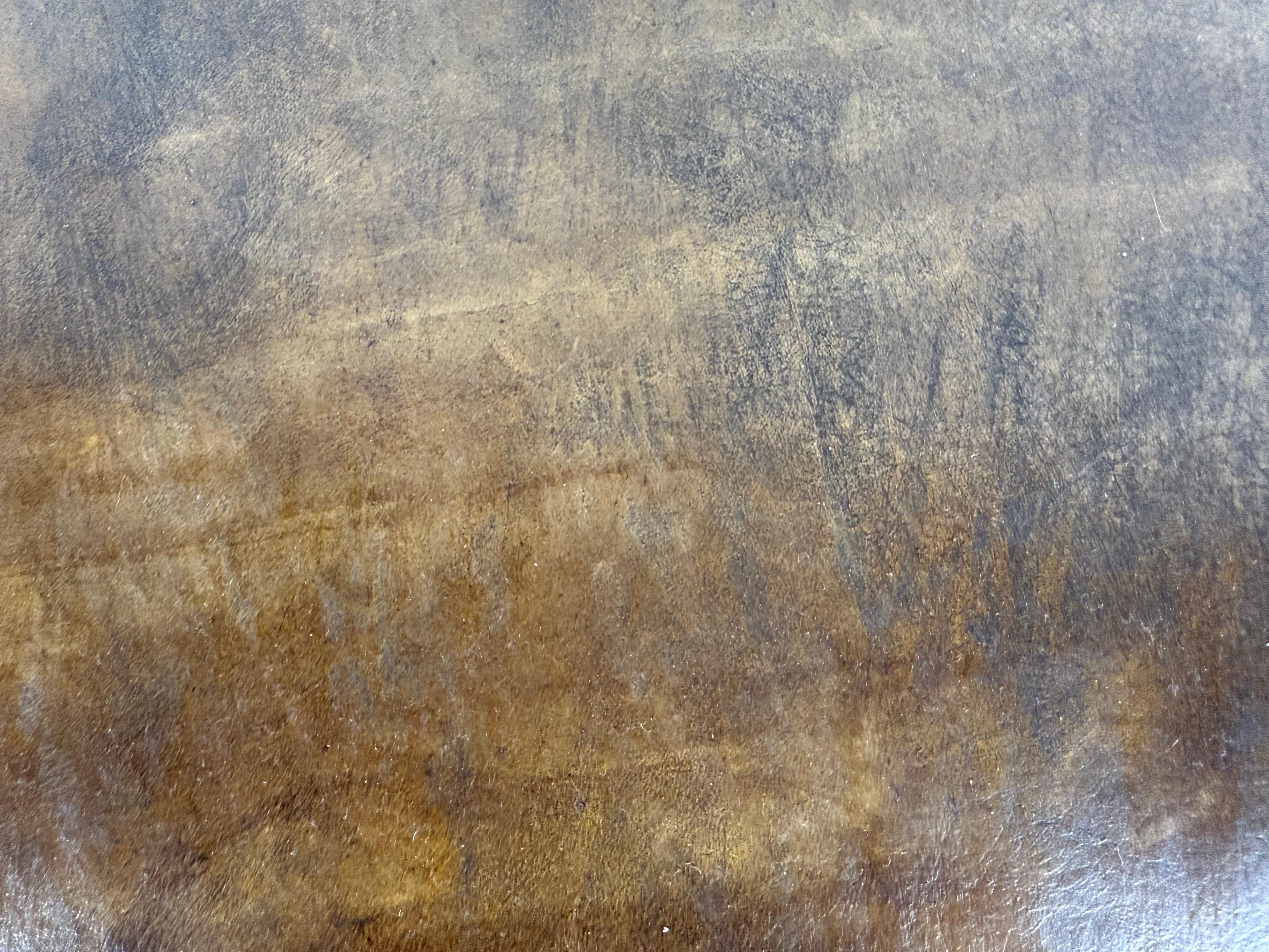 20ième siècle Paire de tabourets pivotants en cuir patiné de style Louis XVI, milieu du 20e siècle en vente