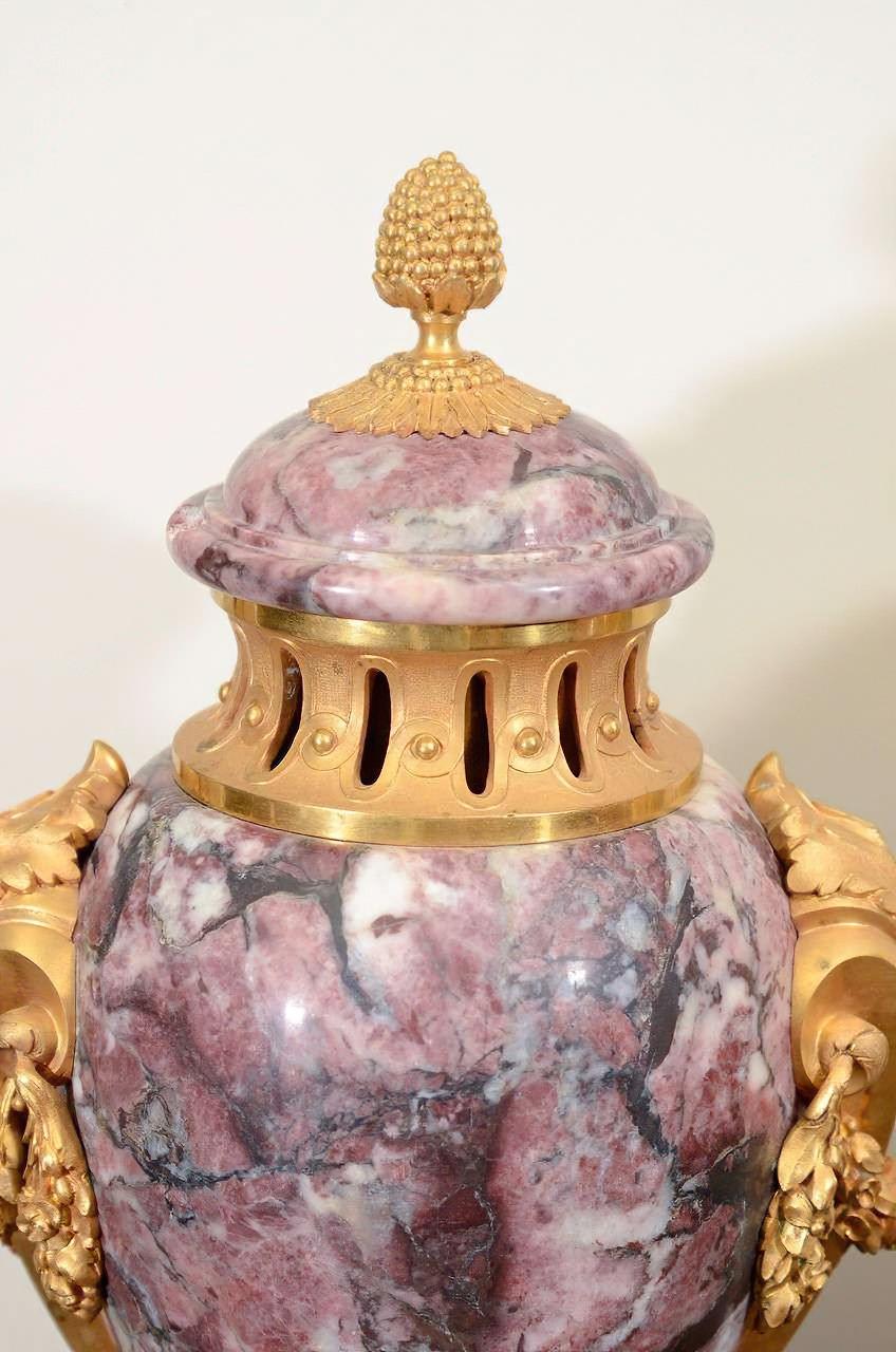 Pair of Louis XVI Style Urns In Excellent Condition In Westwood, NJ
