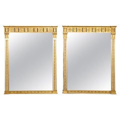 Pareja de Espejos Dorados Estilo Luis XVI Vintage Decorados con Pintura y Tallados