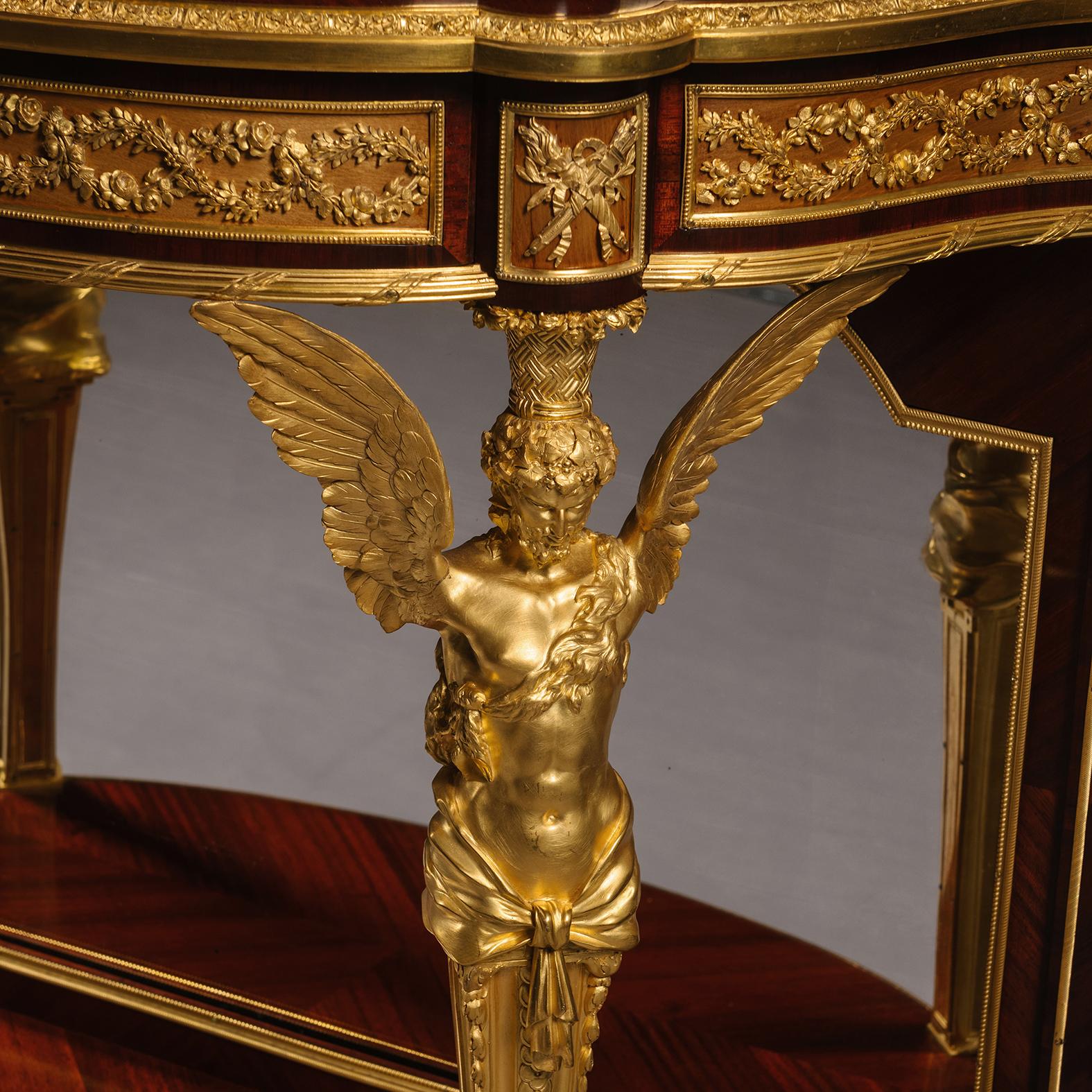 Coppia di armadi-vetrina in stile Luigi XVI, attribuiti a Henry Dasson in vendita 3