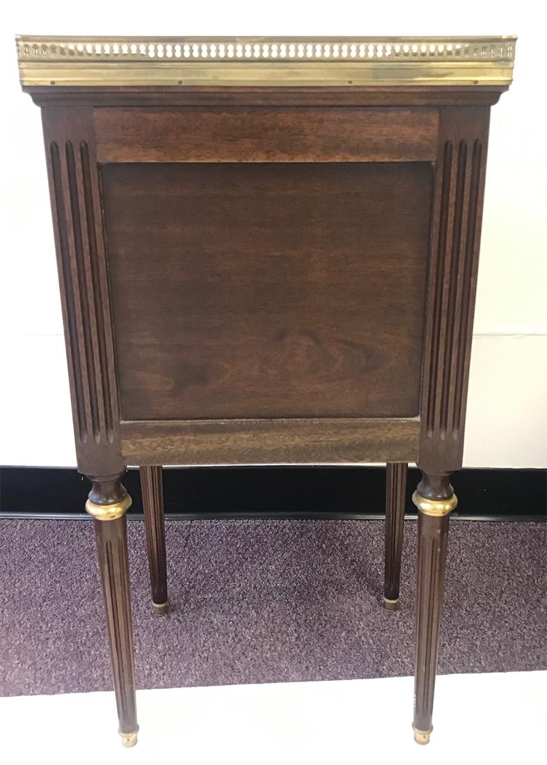 Pair of Louis XVI Style Walnut, Marble and Brass End Tables In Good Condition In Livingston, NJ