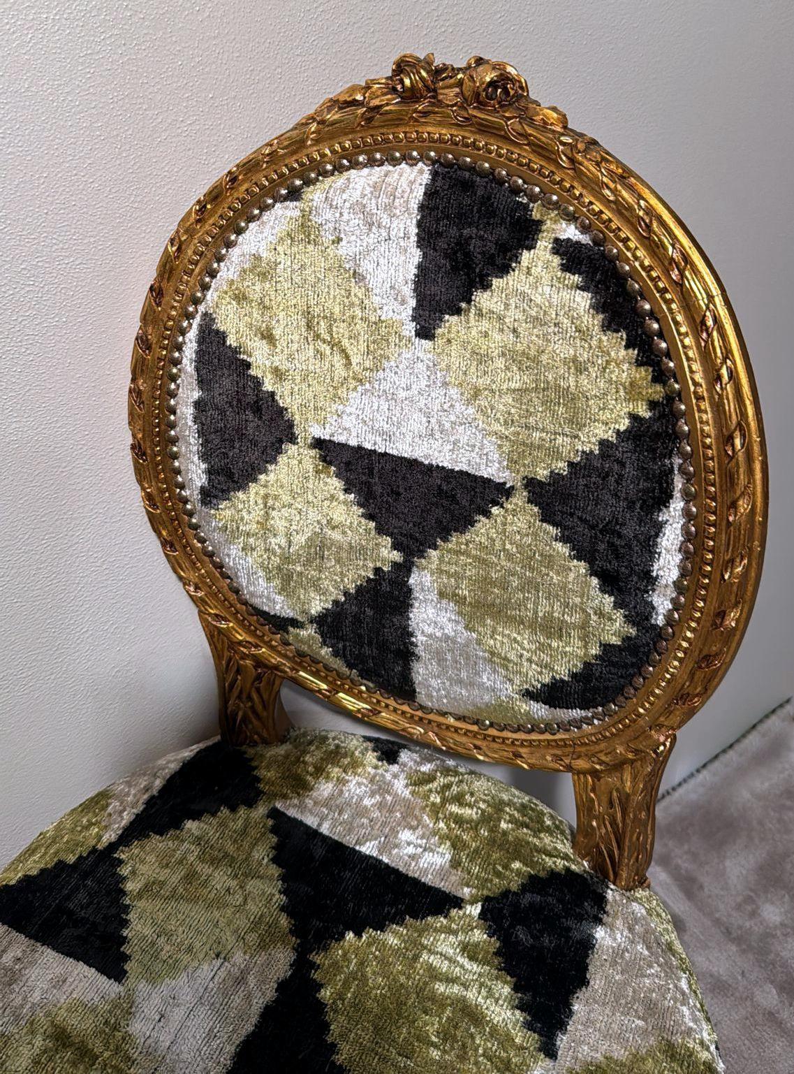 Pair Of Louis XVI-Style Wooden Chairs Gold Leaf Finish And Ikat Silk Velvet For Sale 8