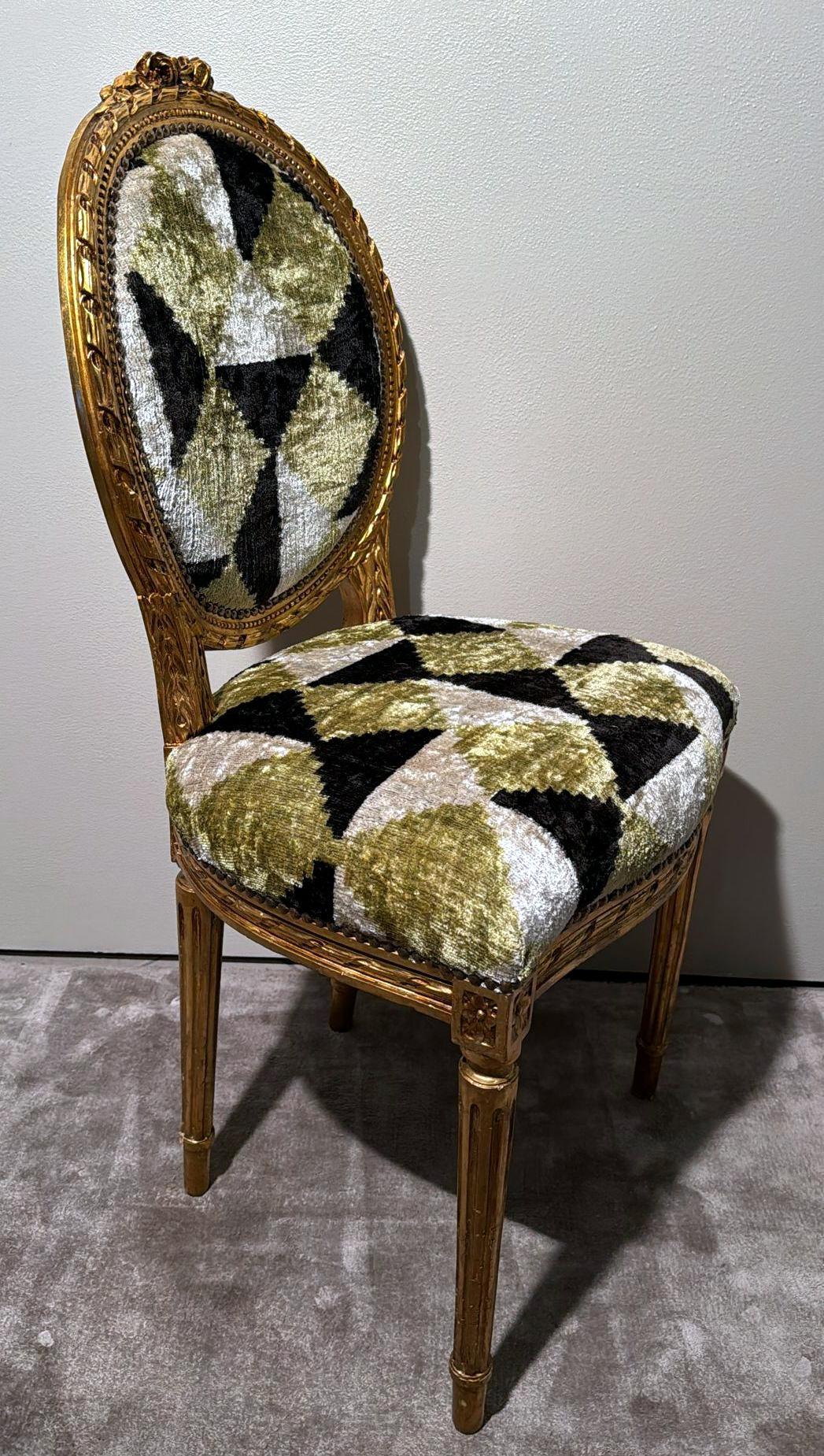 Pair Of Louis XVI-Style Wooden Chairs Gold Leaf Finish And Ikat Silk Velvet For Sale 3