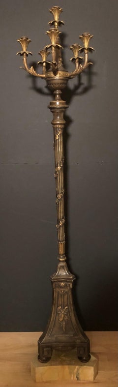 Paar Louis-XVI-Schränke im Stil von Louis XVI