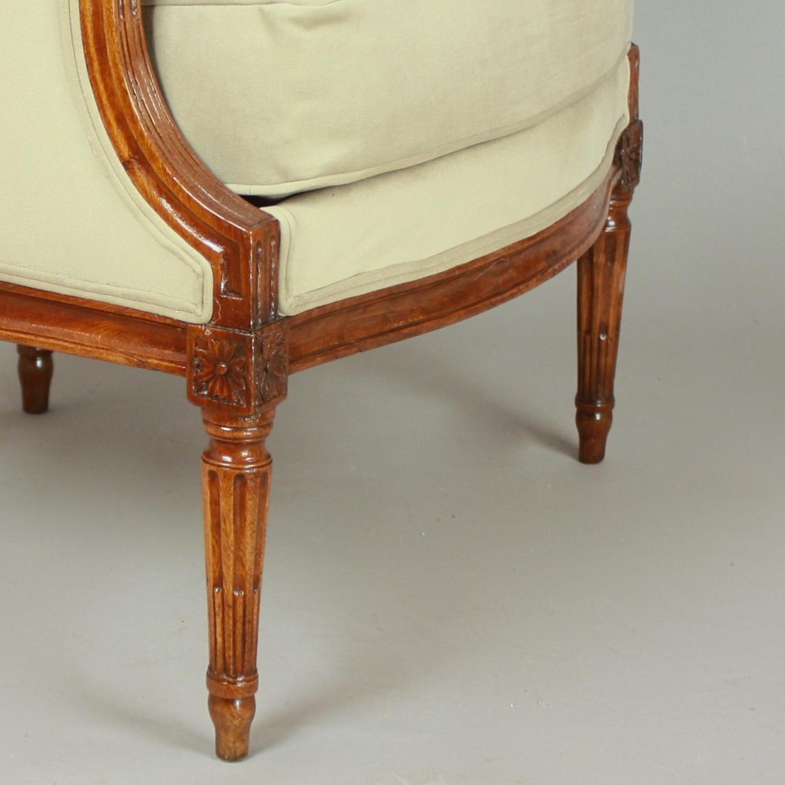 Pair of Louis XVI Walnut Bergeres or Armchairs, French, circa 1780 3