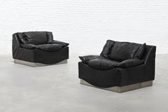 Paar Lounge-Sessel aus Leder und Stahl von Luciano Frigerio, Italien 1960er Jahre