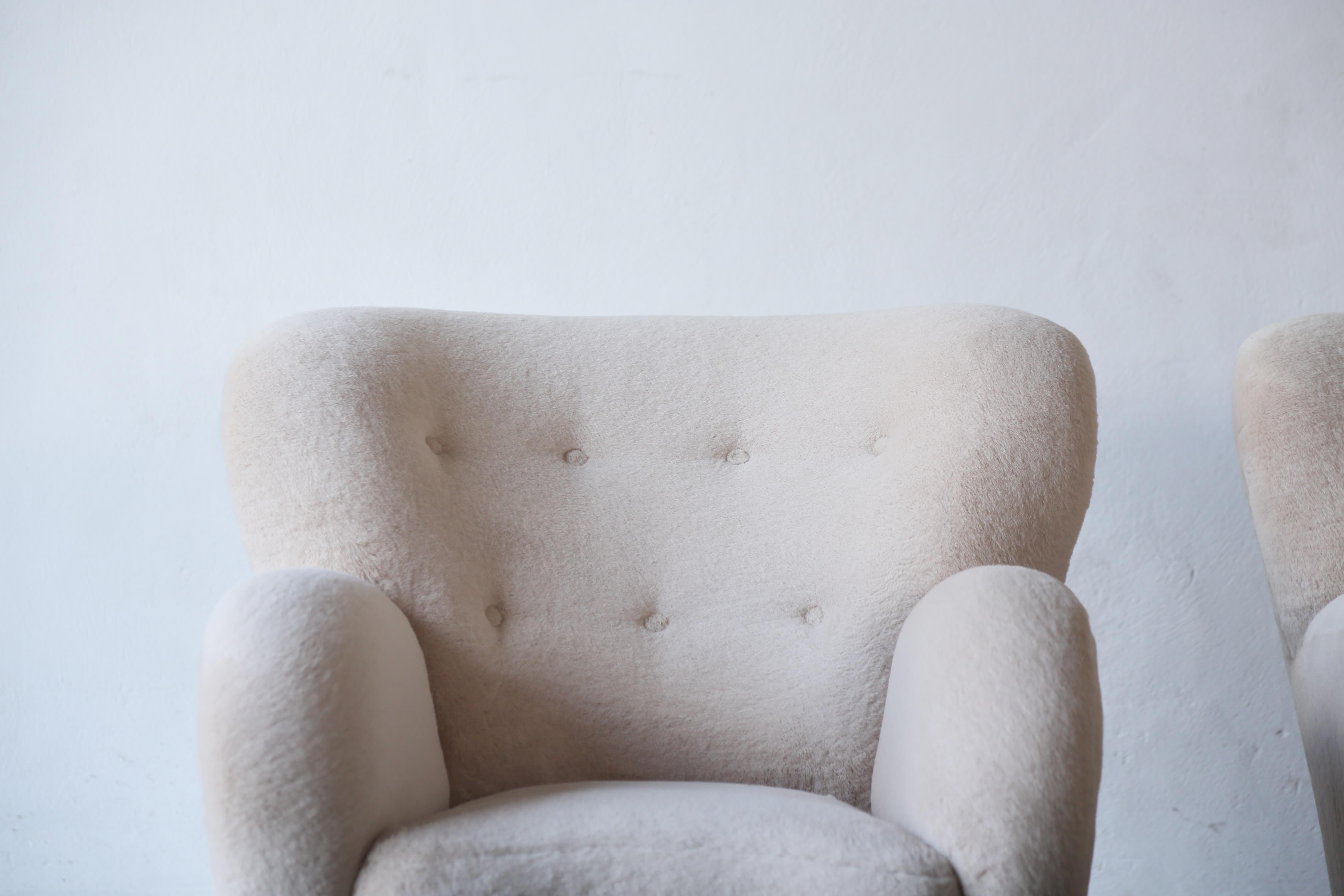 Paar Loungesessel, gepolstert mit reinem Alpaka im Angebot 2