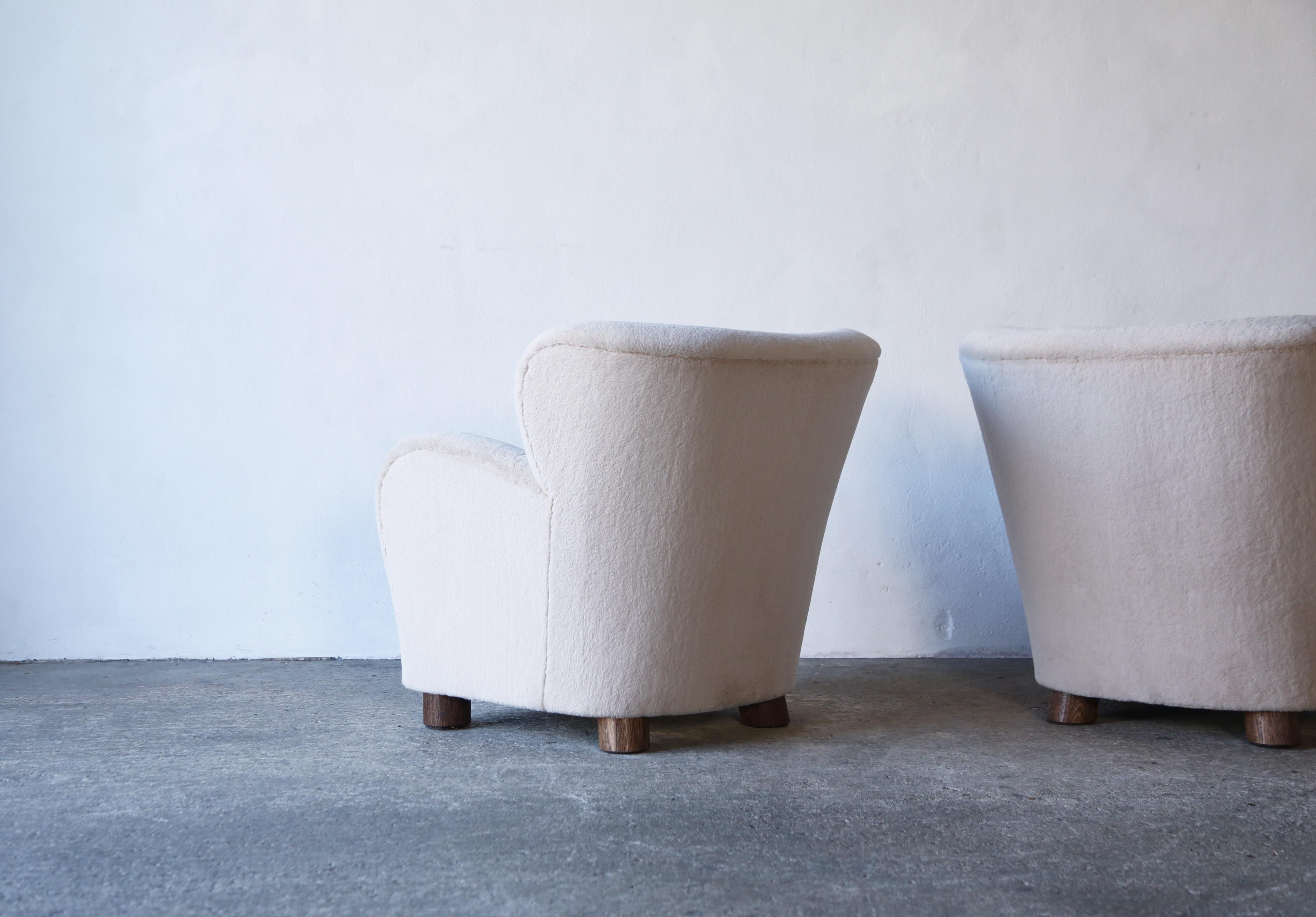 Pair of Lounge Armchairs, Upholstered in Pure Alpaca 2