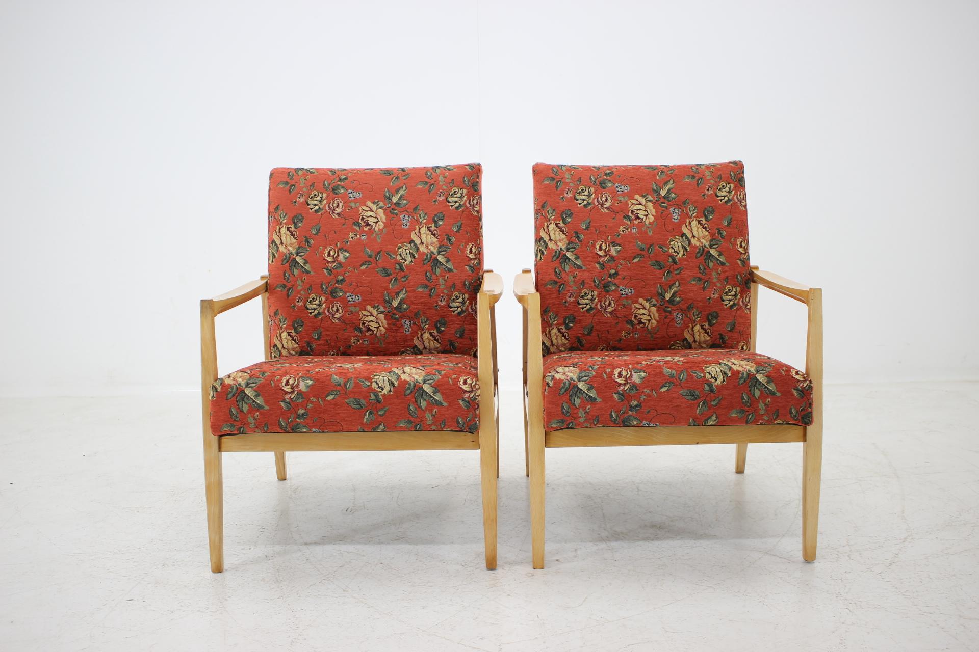 - Made in Czechoslovakia
- Made of wood, fabric
- New upholstery
- Good, original condition.