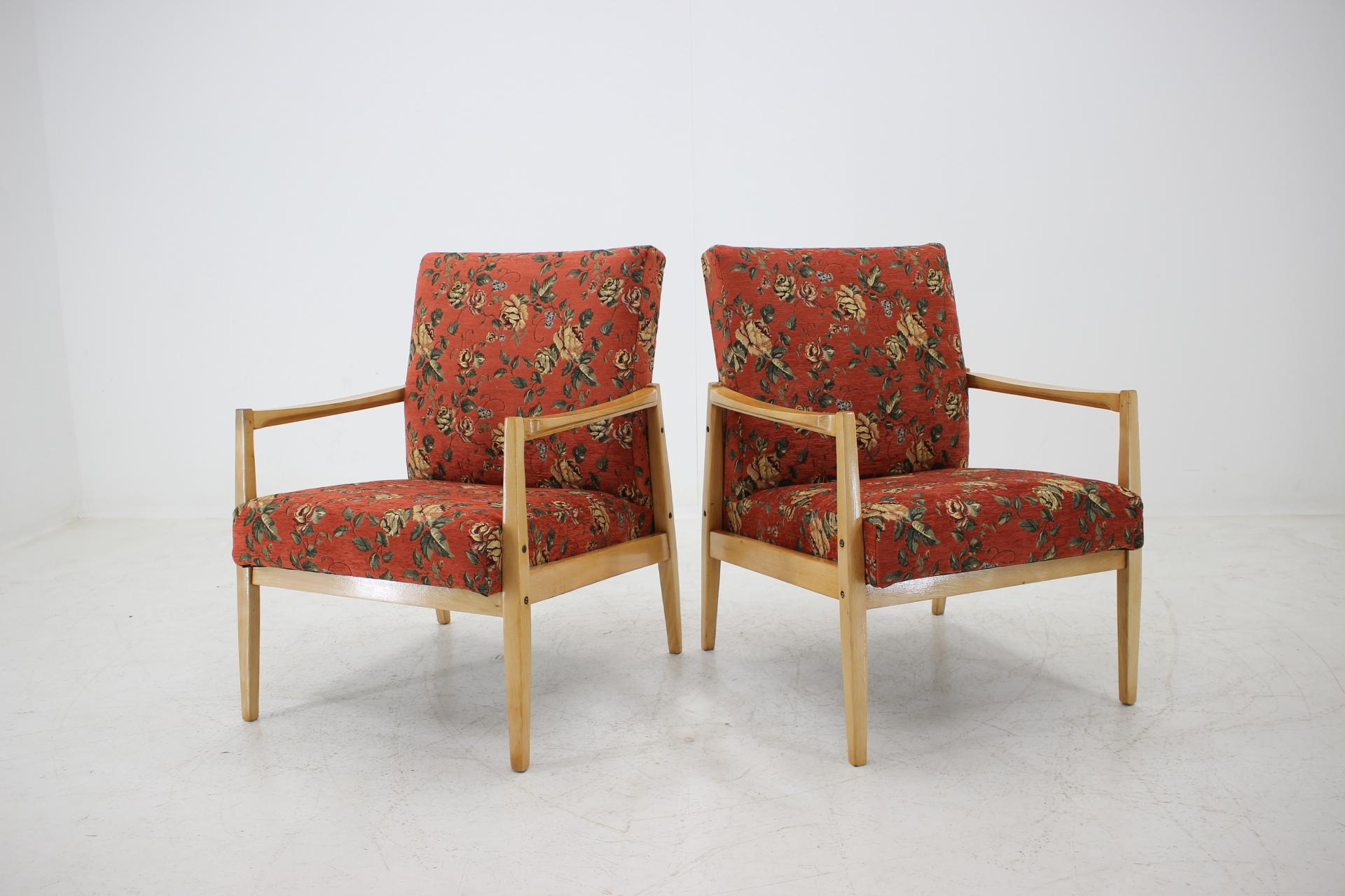 Czech Pair of Lounge Chairs, 1970s For Sale