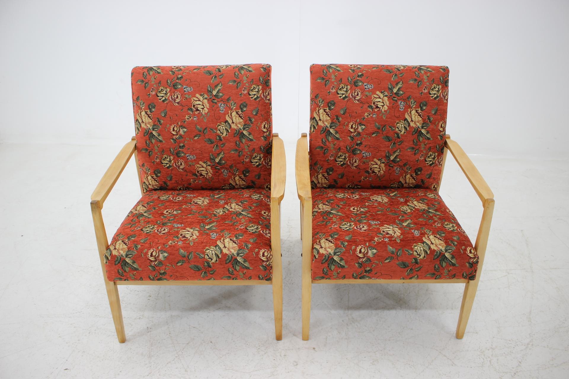 Pair of Lounge Chairs, 1970s For Sale 2