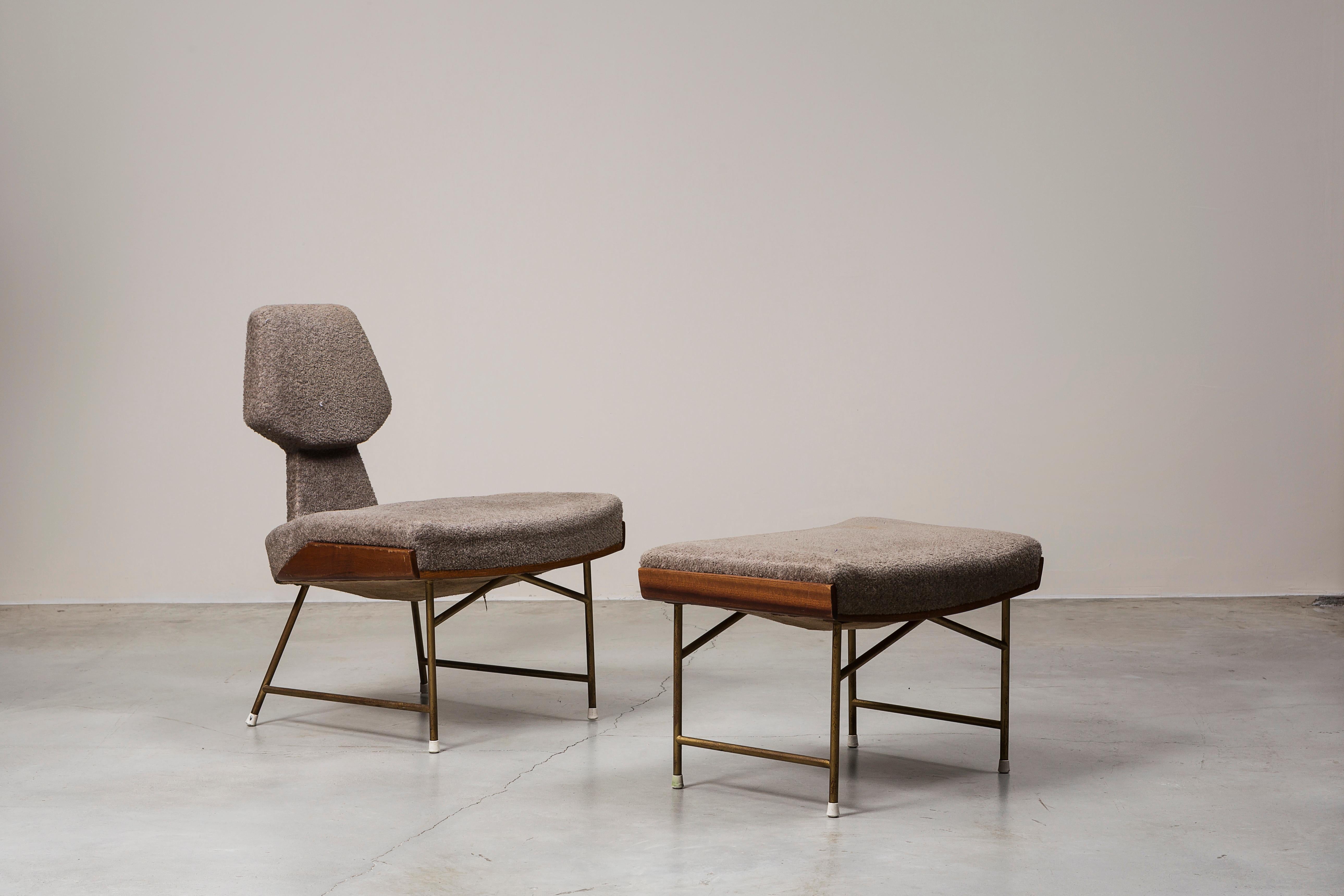 Pair of lounge chairs and one ottoman by Renzo Zavanella
Italy, 1950s. Examples provided with certificate of authenticity. Structure in Anticorodal aluminum, brass, fabric upholstery. Measures: Chair 53 x 65 x H 80 cm (20.8 x 25.5 x H 31.4 in).