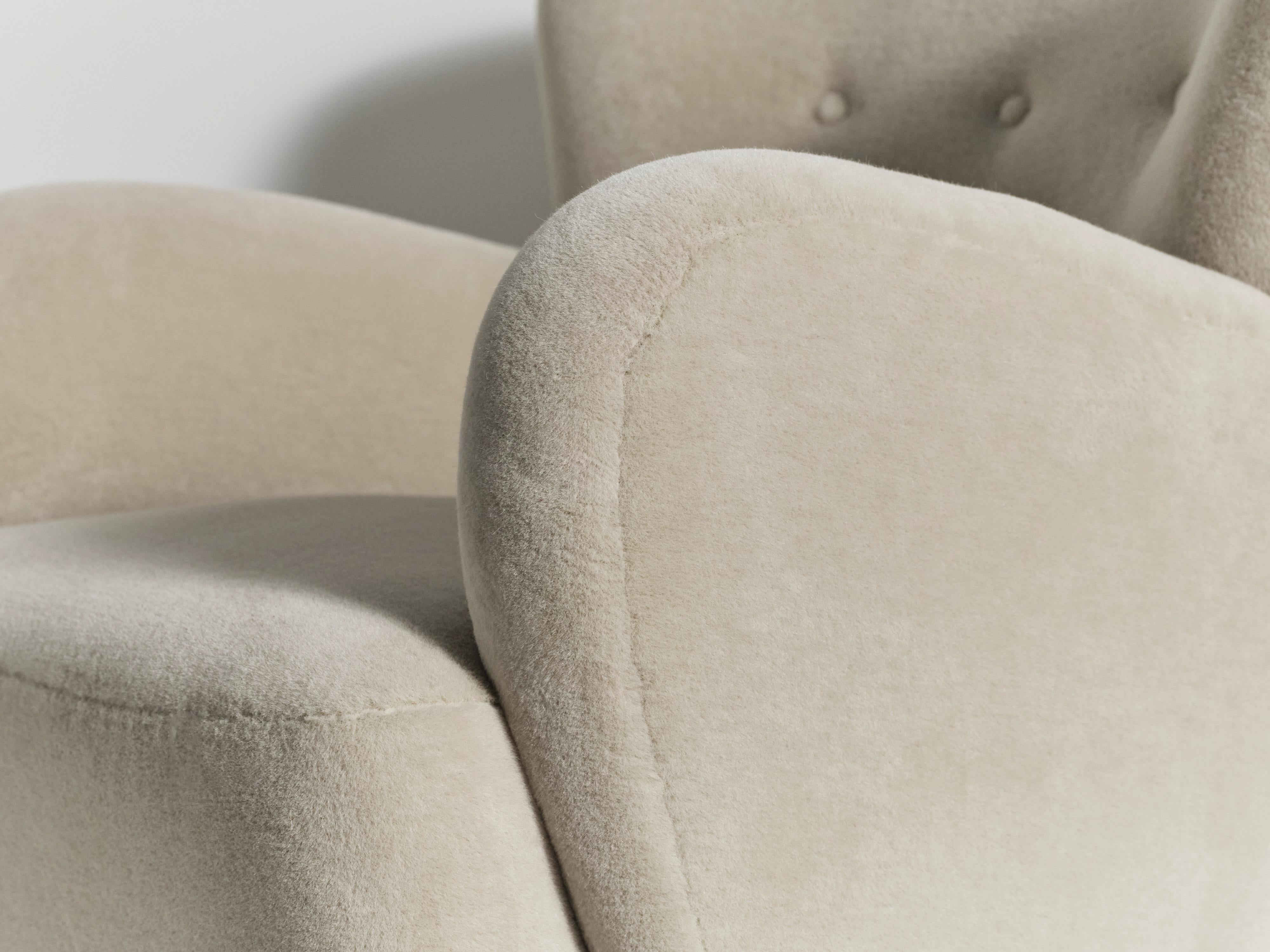 Paar Loungesessel / Sessel, Dänemark, 1940er Jahre, gepolstert mit reinem Alpaka im Angebot 5