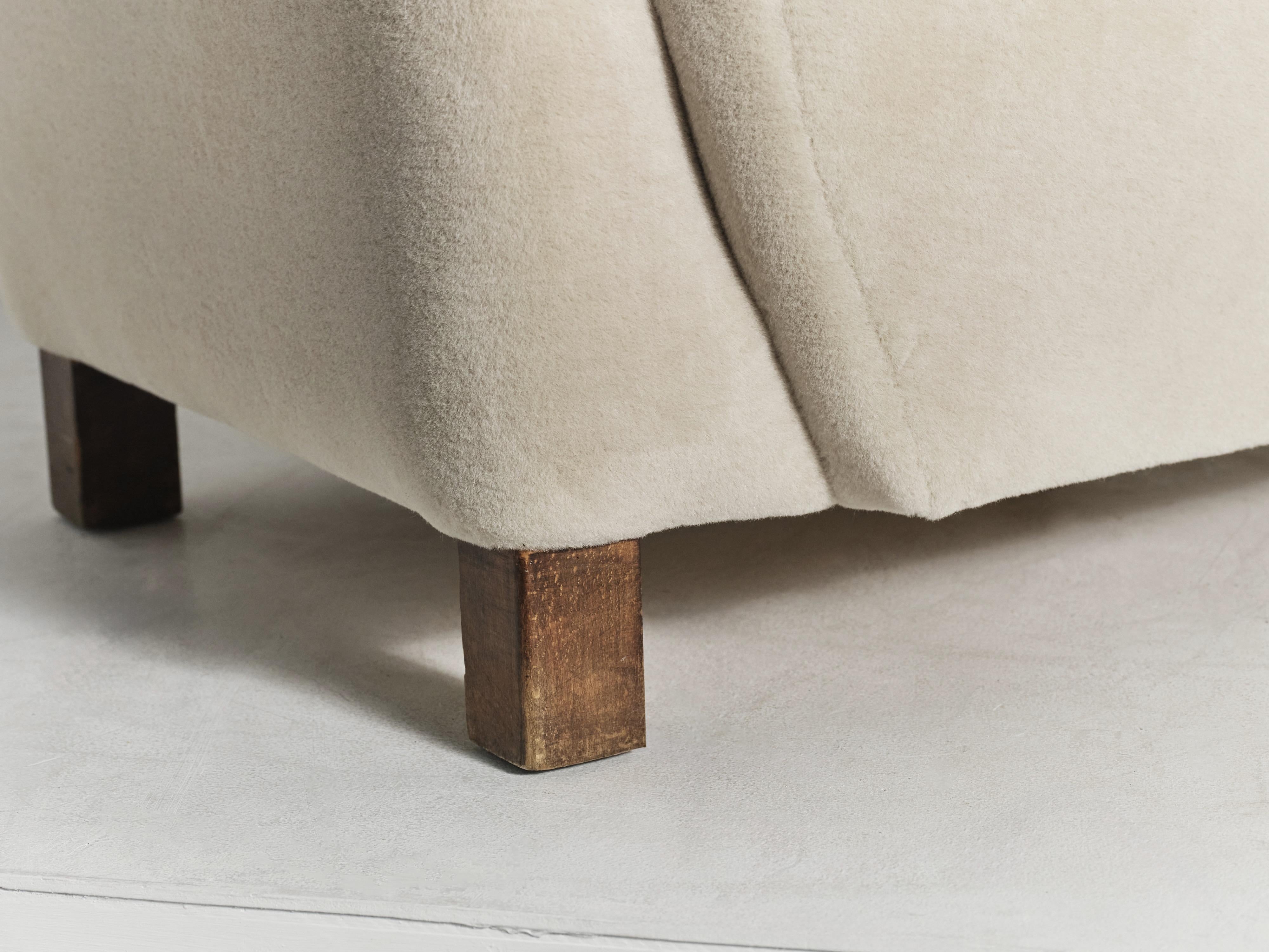 Paar Loungesessel / Sessel, Dänemark, 1940er Jahre, gepolstert mit reinem Alpaka im Angebot 3