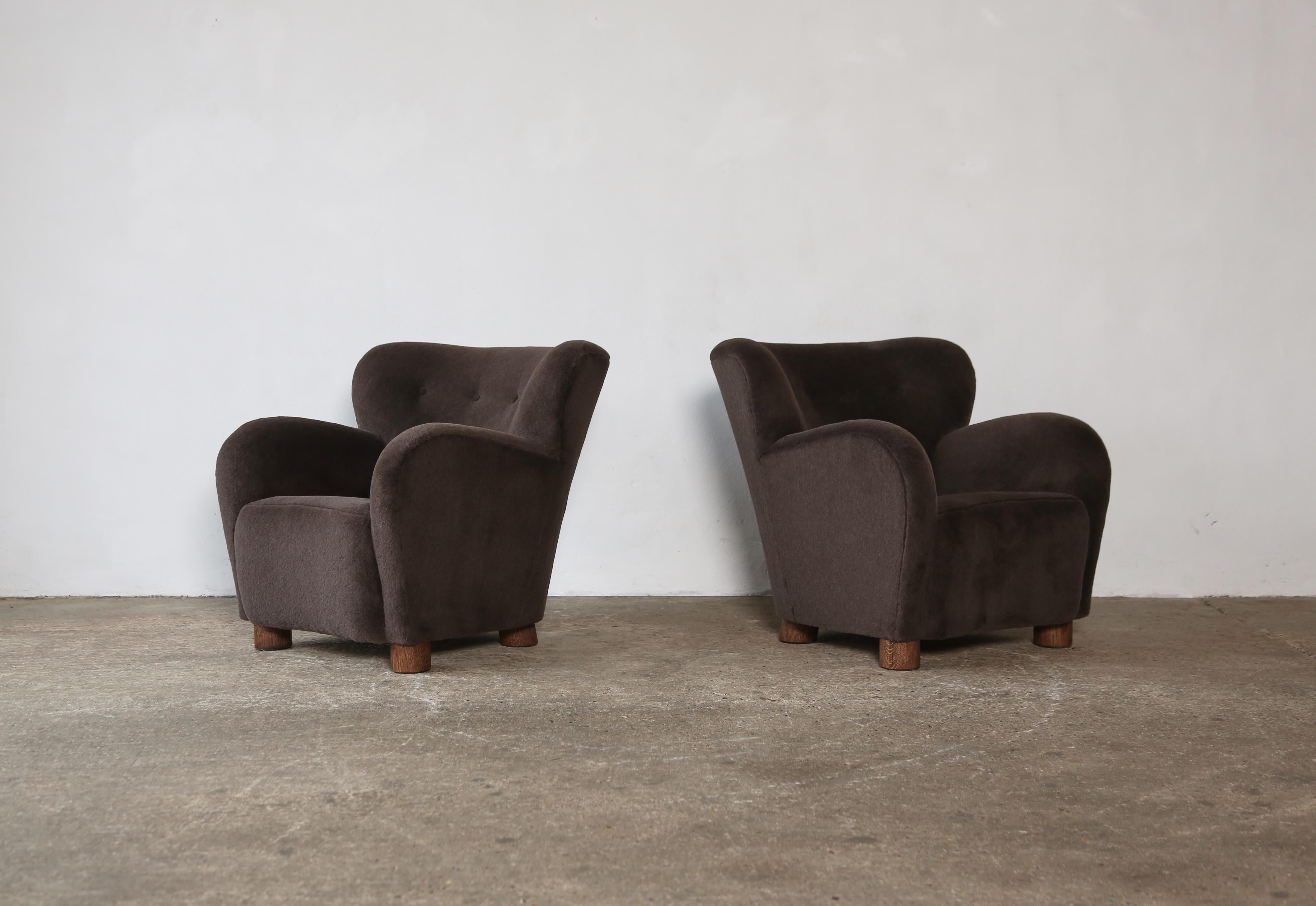Contemporary Pair of Lounge Chairs / Armchairs, Upholstered in Pure Alpaca For Sale