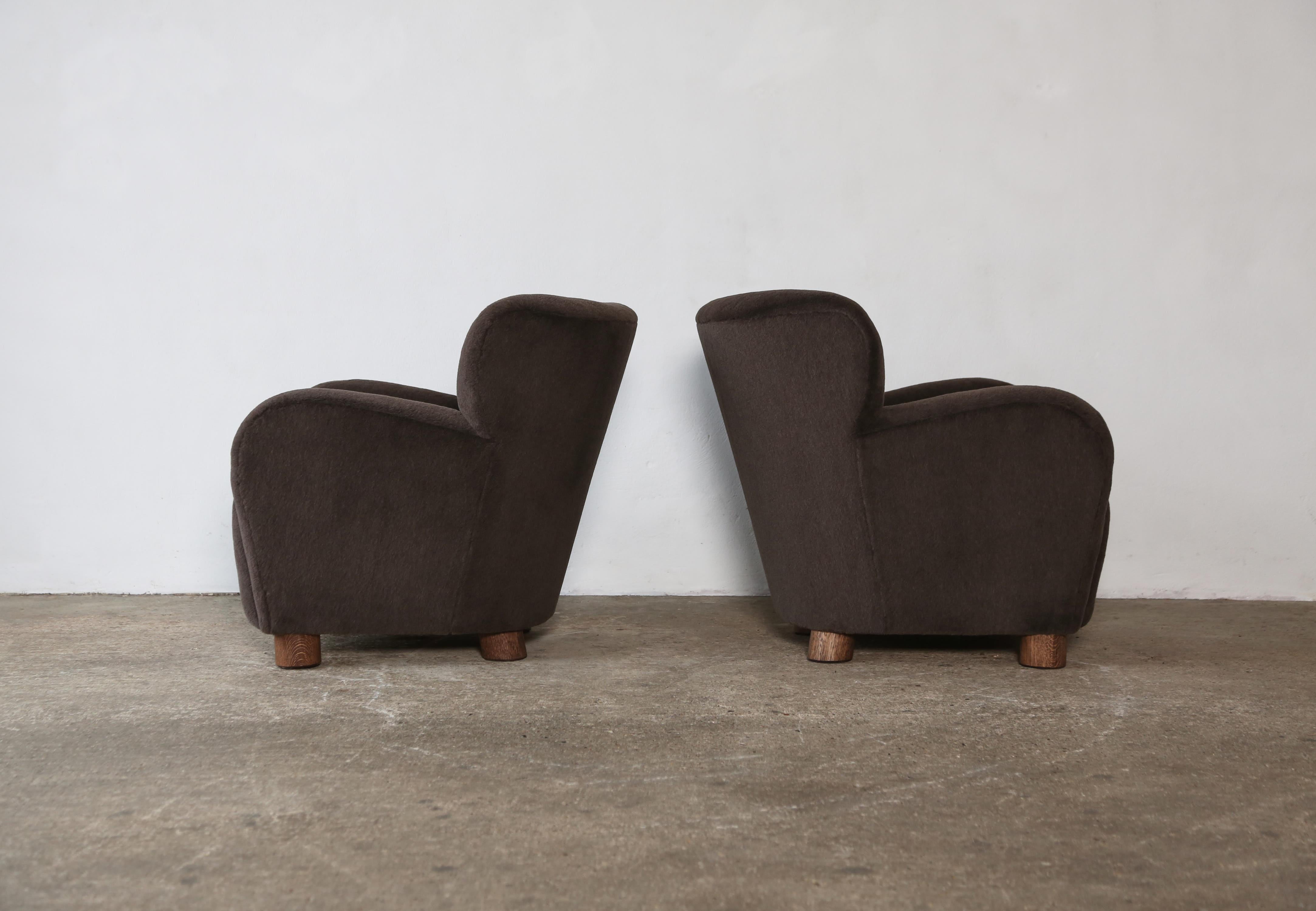 Pair of Lounge Chairs / Armchairs, Upholstered in Pure Alpaca For Sale 1