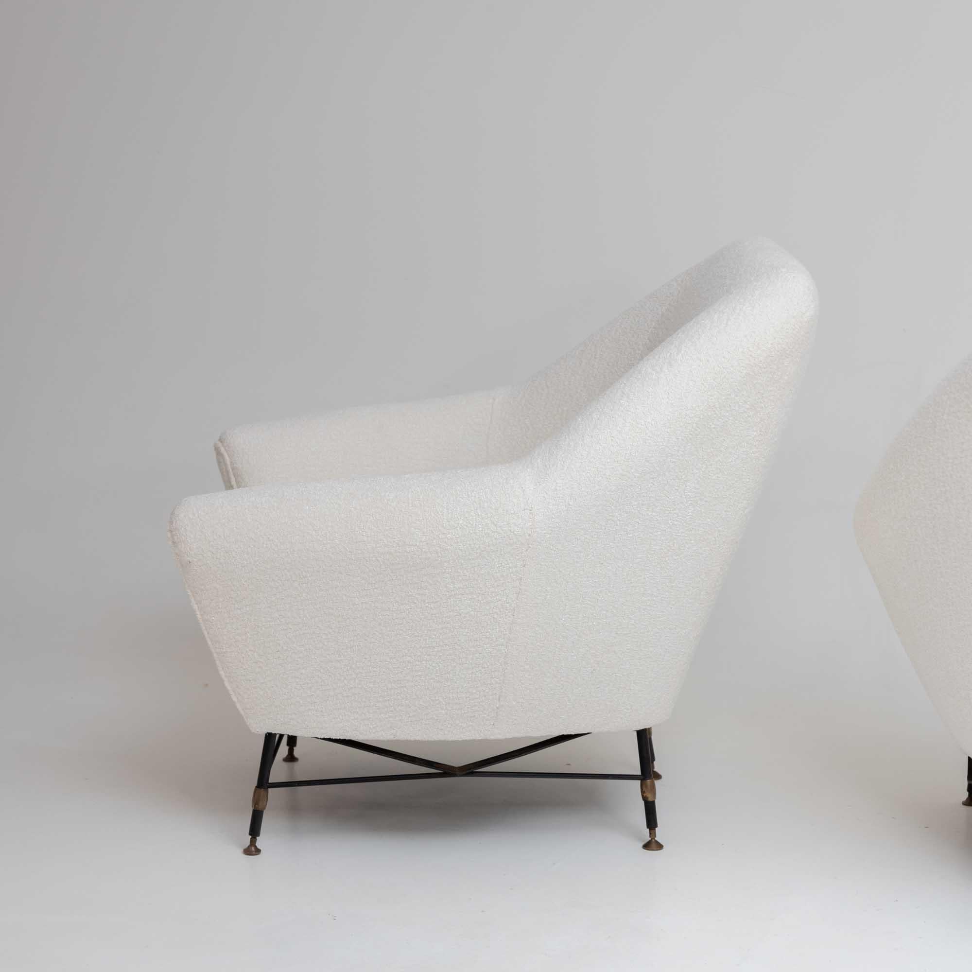 Italian Pair of Lounge Chairs, attr. to Andrea Bozzi, Italy 1940s  For Sale