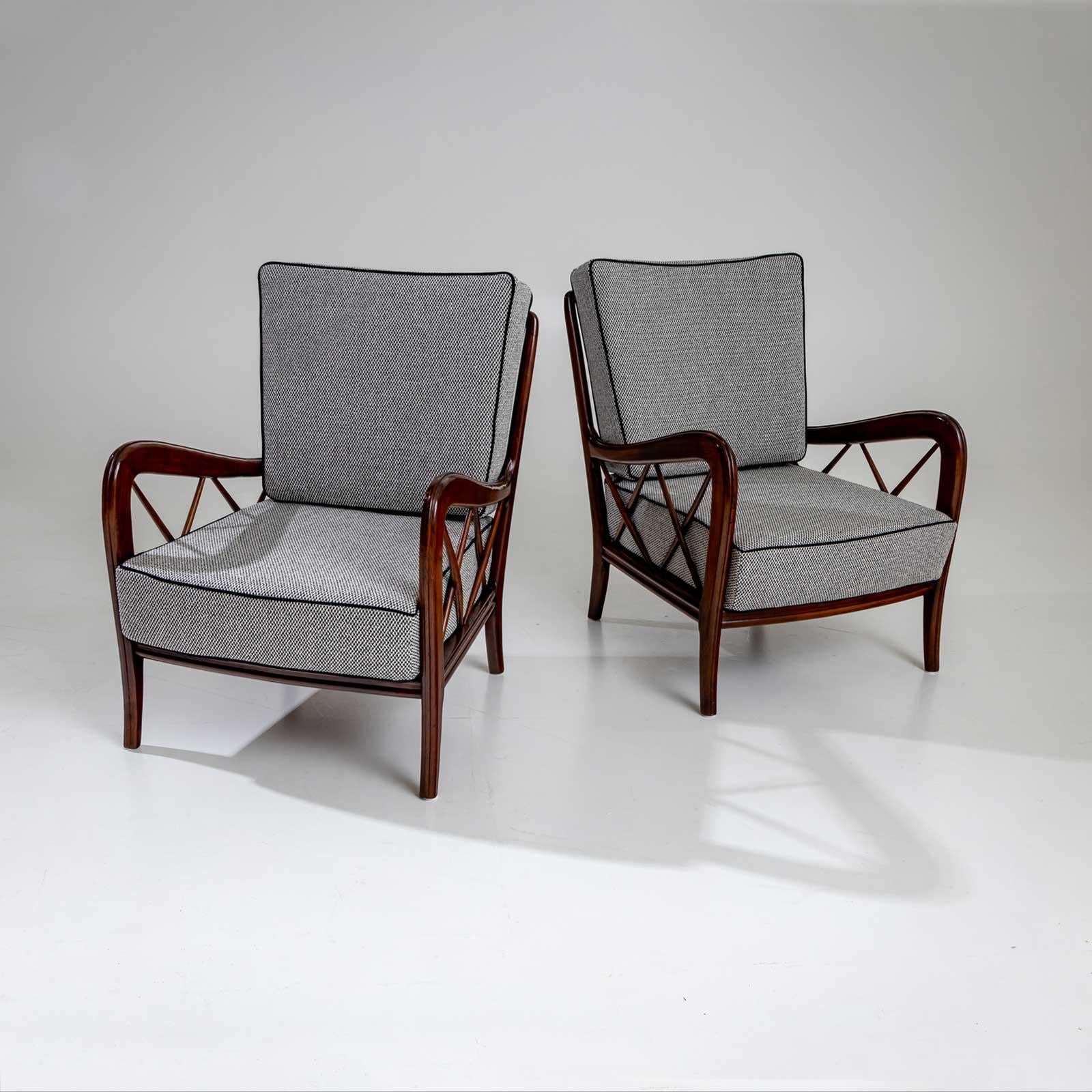 Cherry Pair of Lounge Chairs attr. to Paolo Buffa, Italy 1950s For Sale