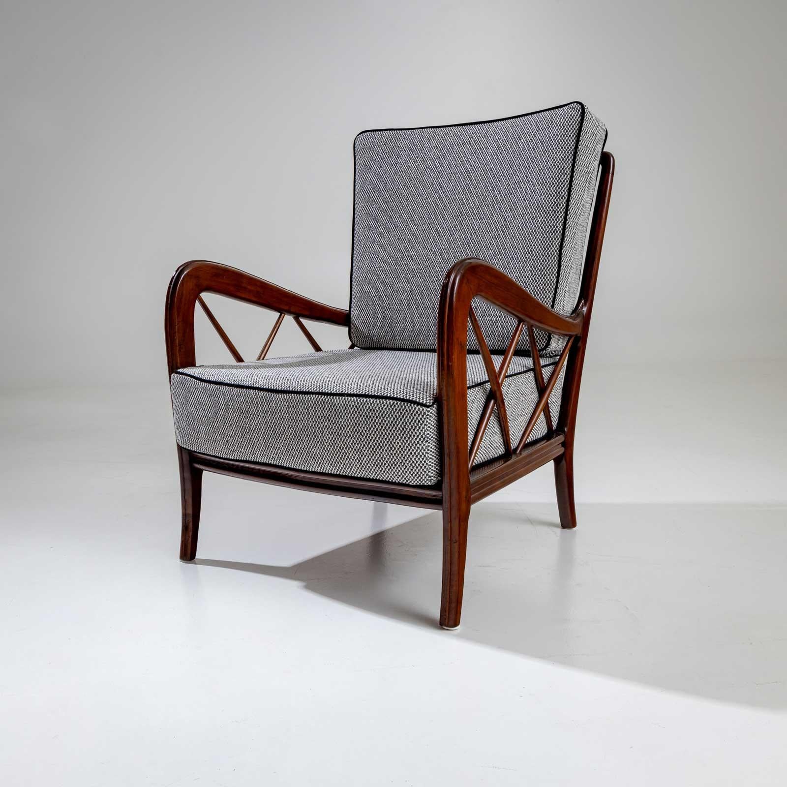 Pair of Lounge Chairs attr. to Paolo Buffa, Italy 1950s For Sale 2