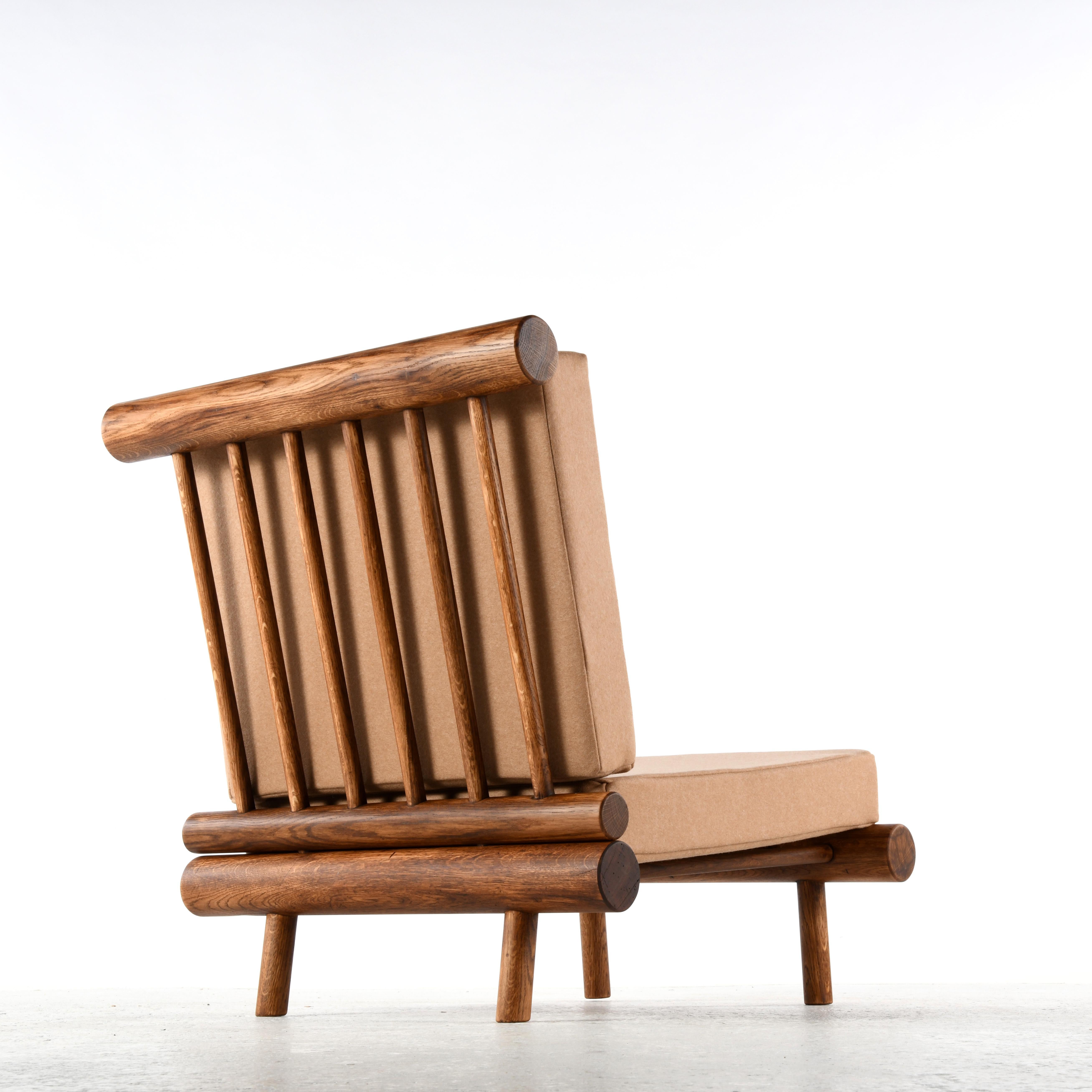 Paire de chaises longues attribuée à Charlotte Perriand, France, dans les années 60 en vente 10