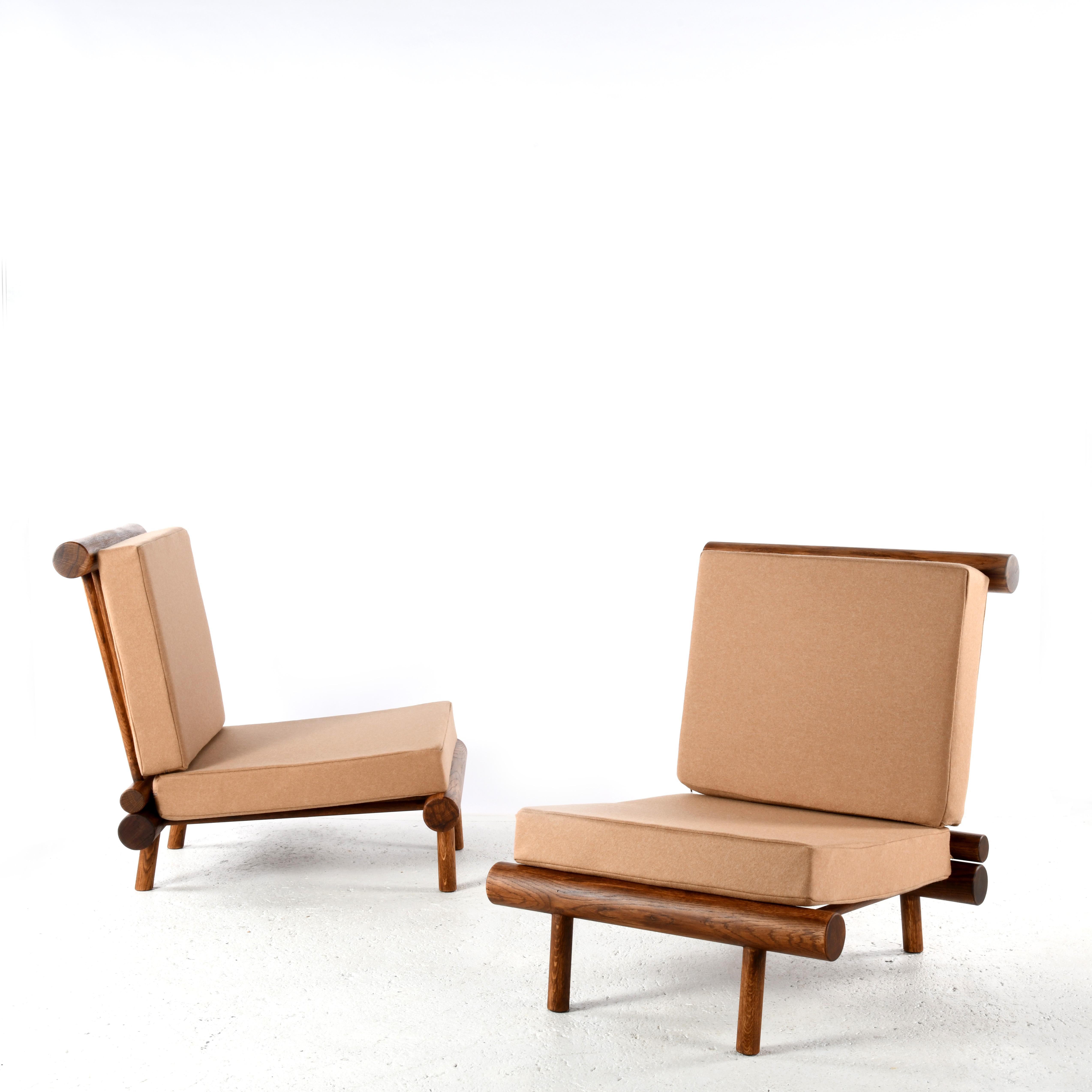 Mid-Century Modern Pair of lounge chairs attributed to Charlotte Perriand, France in the 60s For Sale