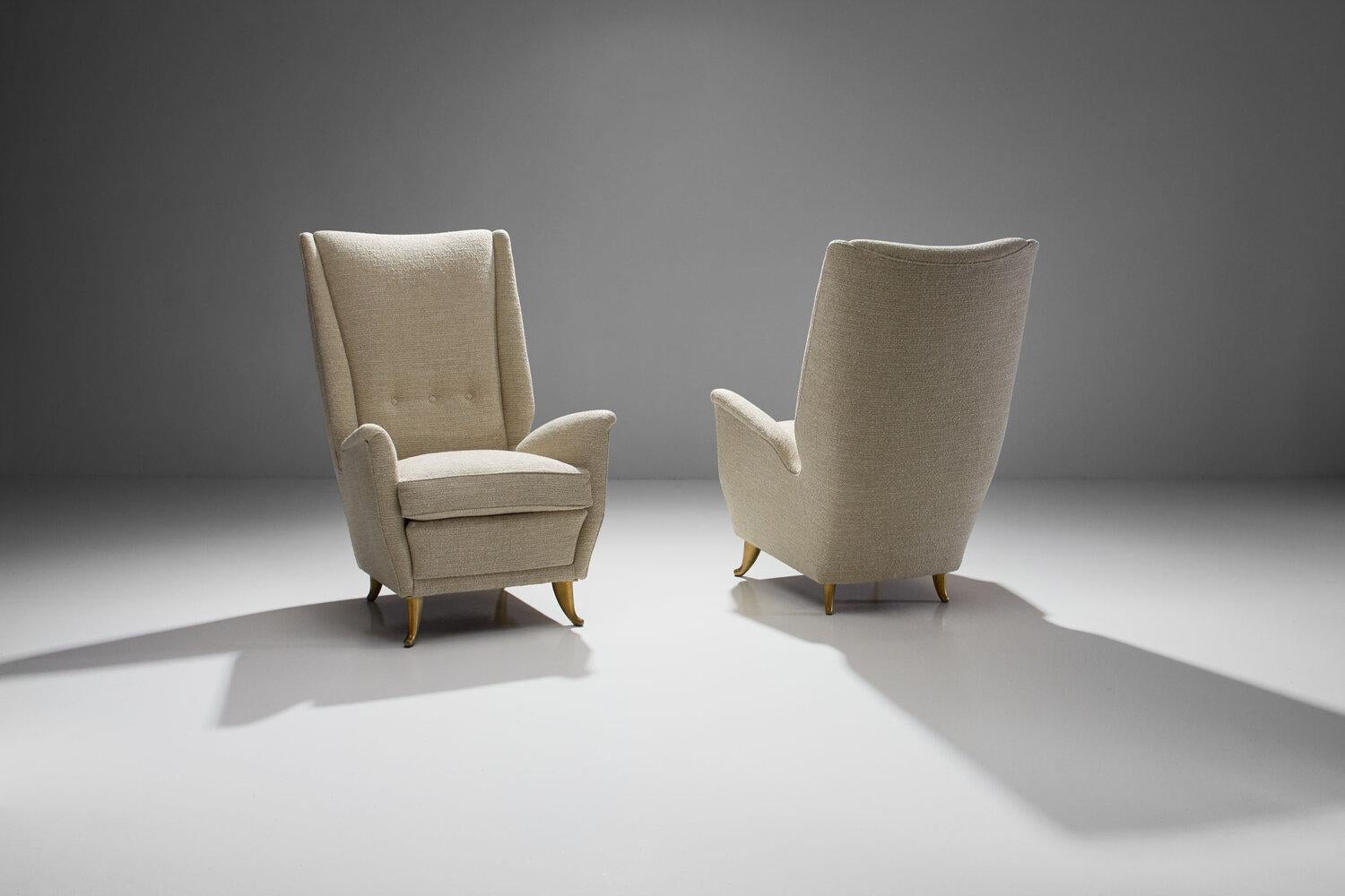 Mid-20th Century Pair of Lounge Chairs Attributed to Gio Ponti for ISA Bergamo, Italy, 1950s