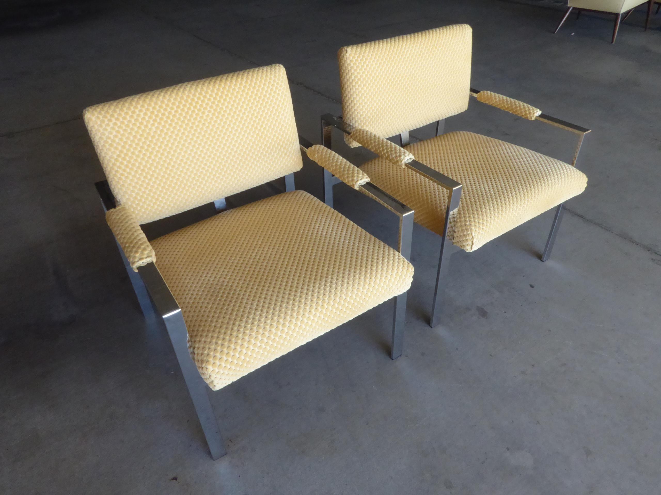 Mid-Century Modern Pair of Lounge Chairs Attributed to Harvey Probber for Thayer Coggin