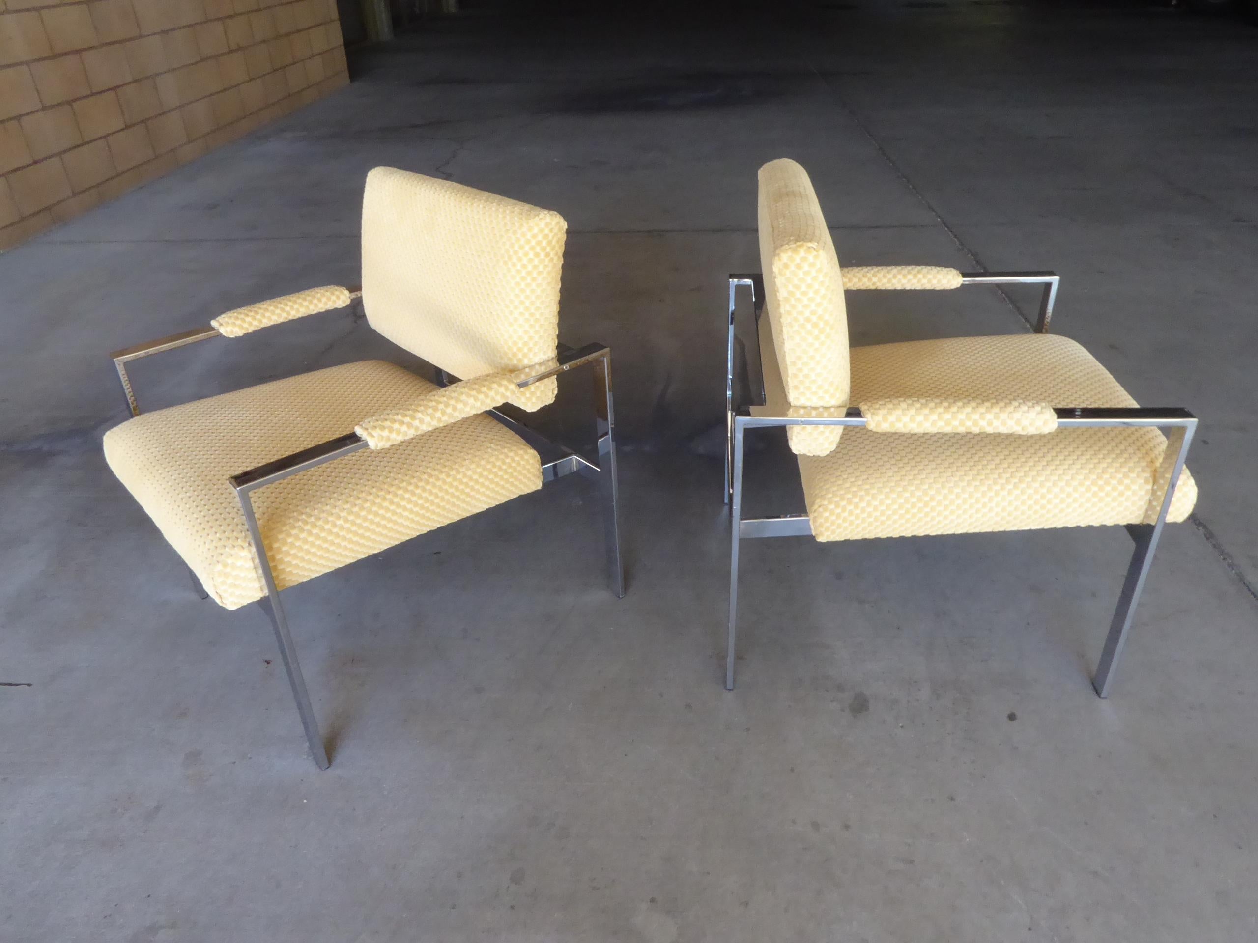 Mid-20th Century Pair of Lounge Chairs Attributed to Harvey Probber for Thayer Coggin
