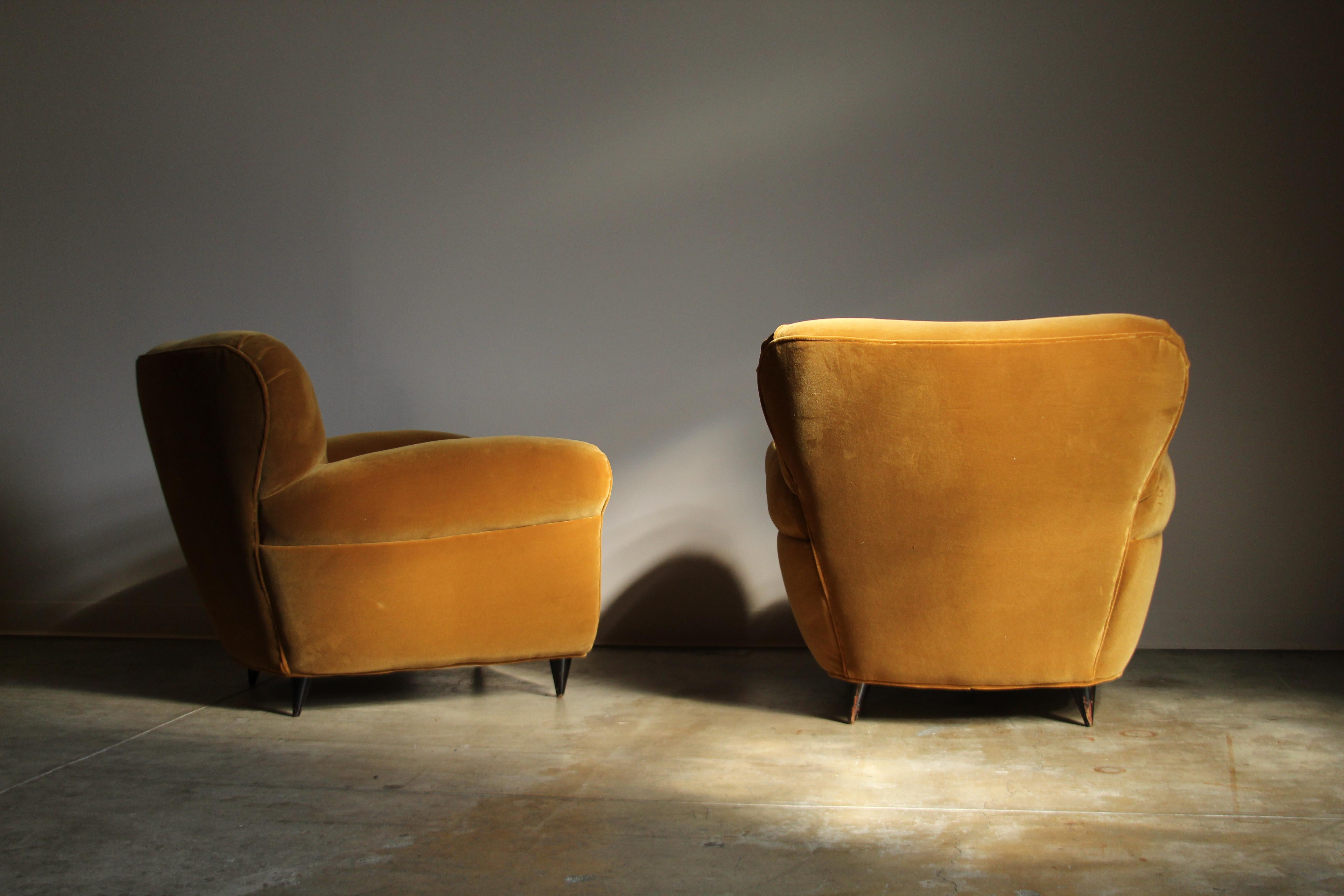 Coppia di sedie da salotto attribuite a Paolo Buffa, anni '40 in vendita 3