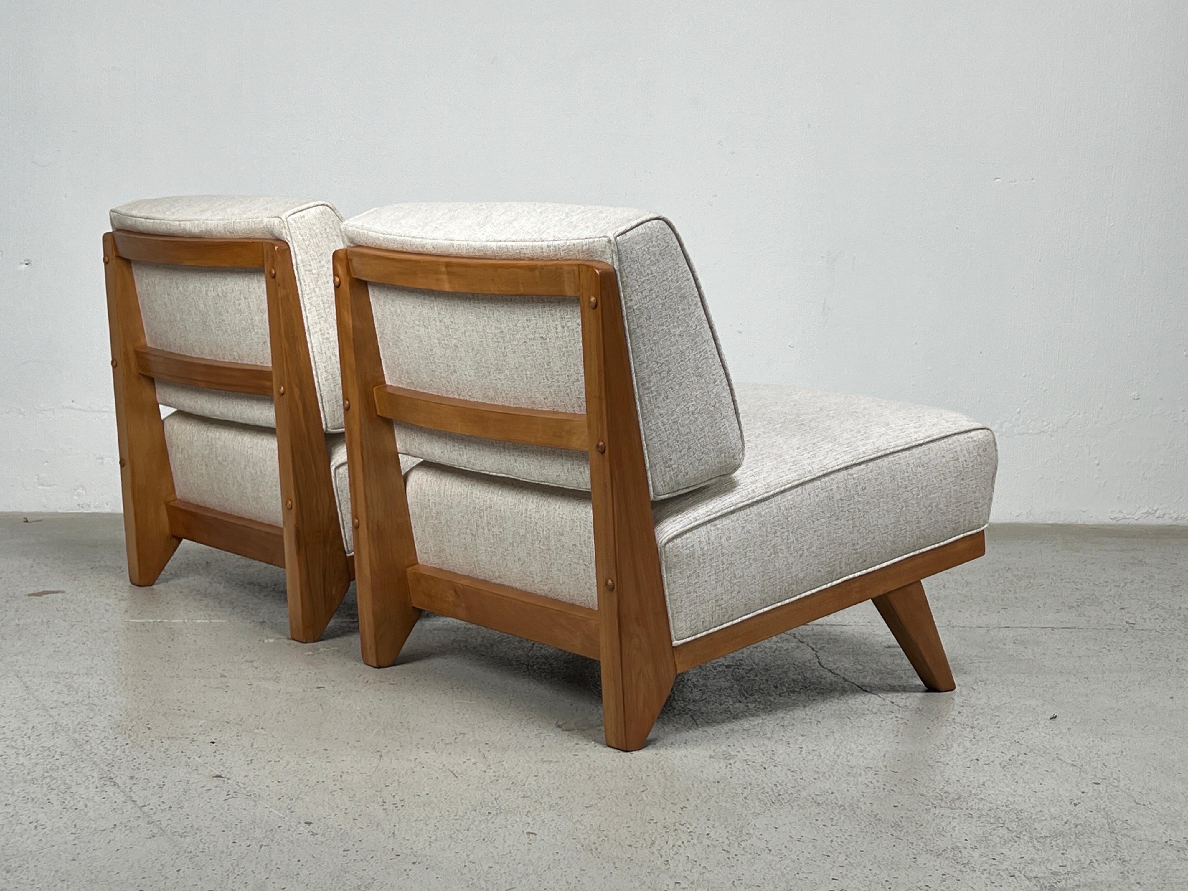 Pair of Lounge Chairs by Abel Sorensen for Knoll For Sale 5