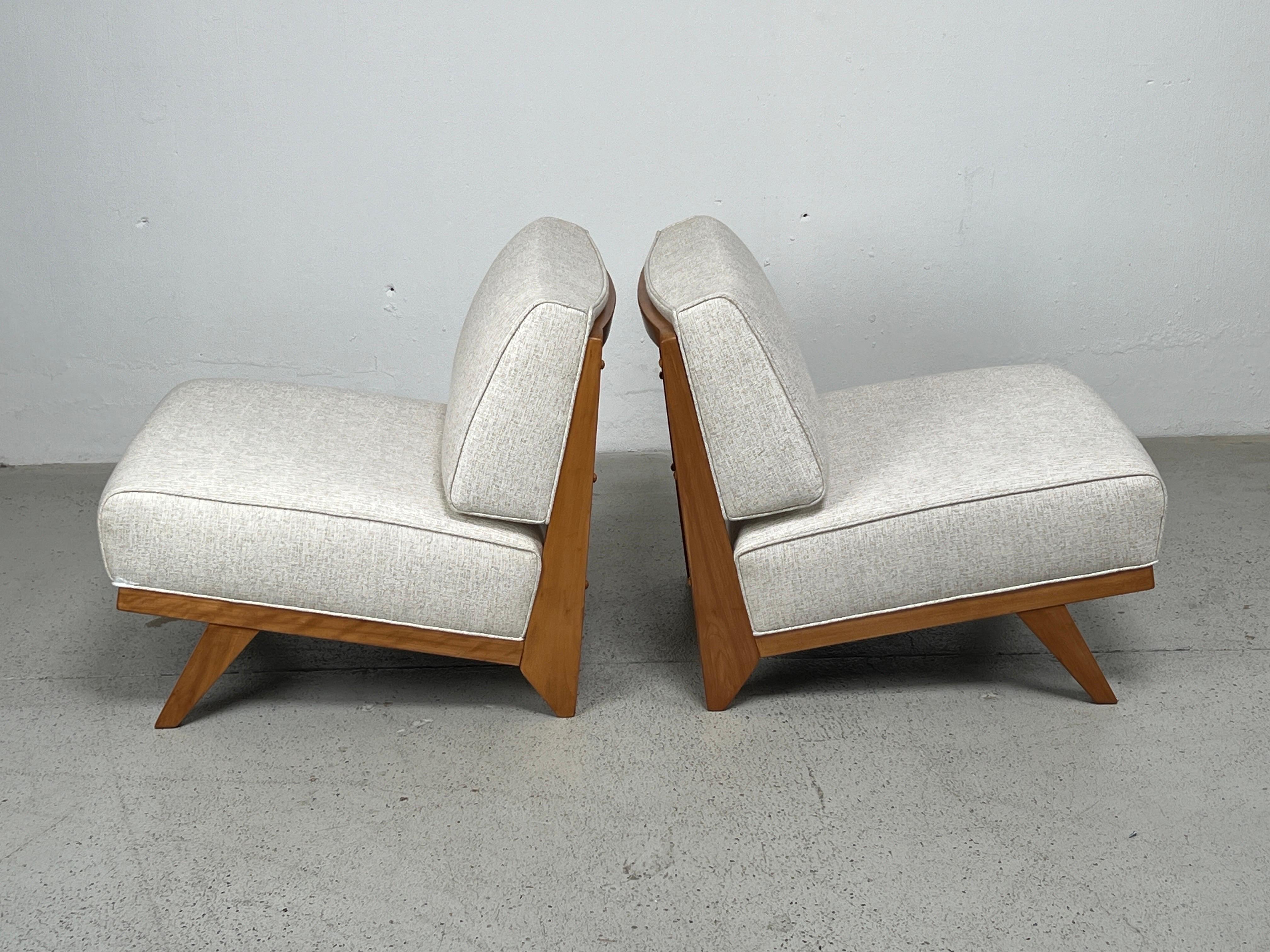 Pair of Lounge Chairs by Abel Sorensen for Knoll For Sale 2