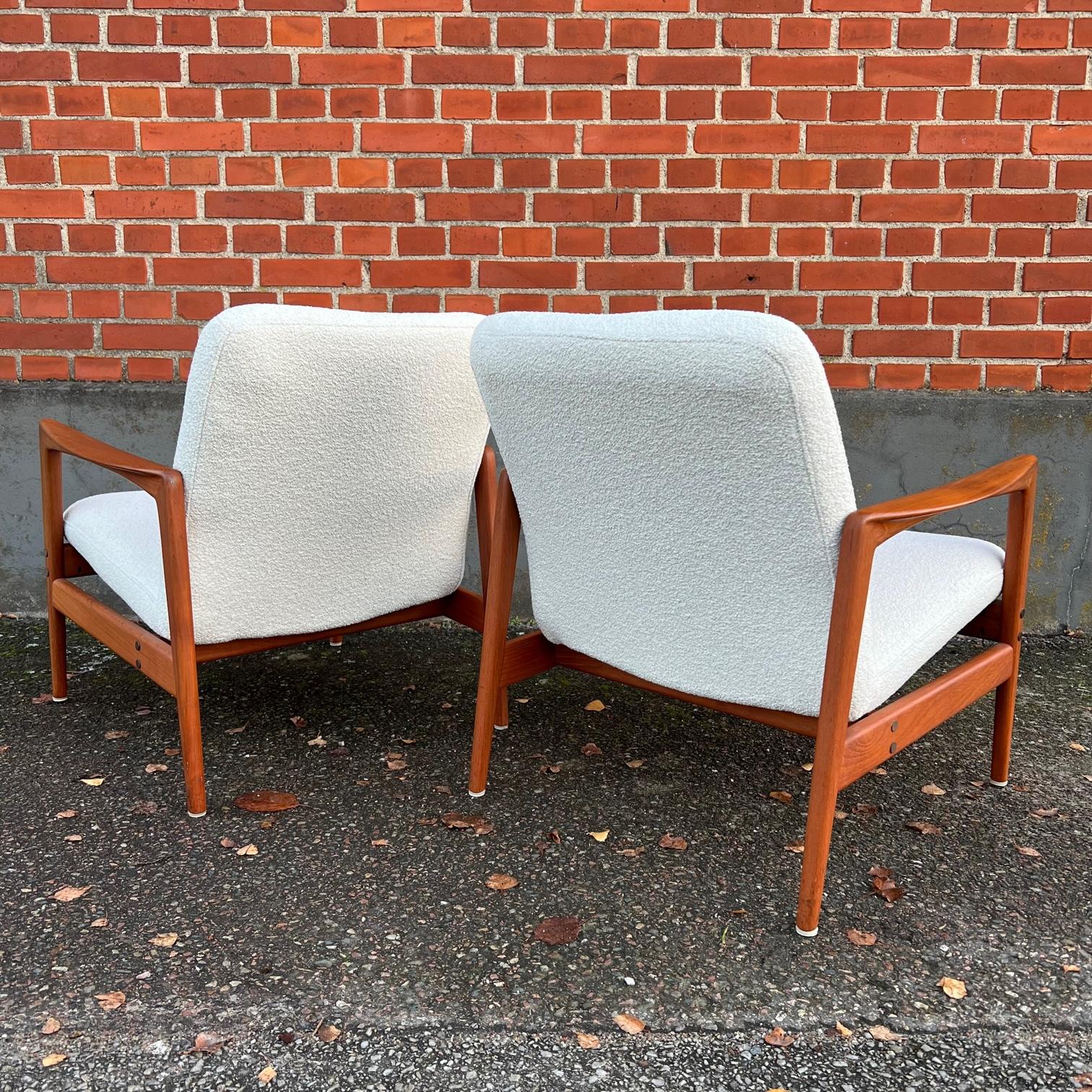 Scandinavian Modern Pair of lounge chairs by Alf Svensson for Dux, Sweden For Sale